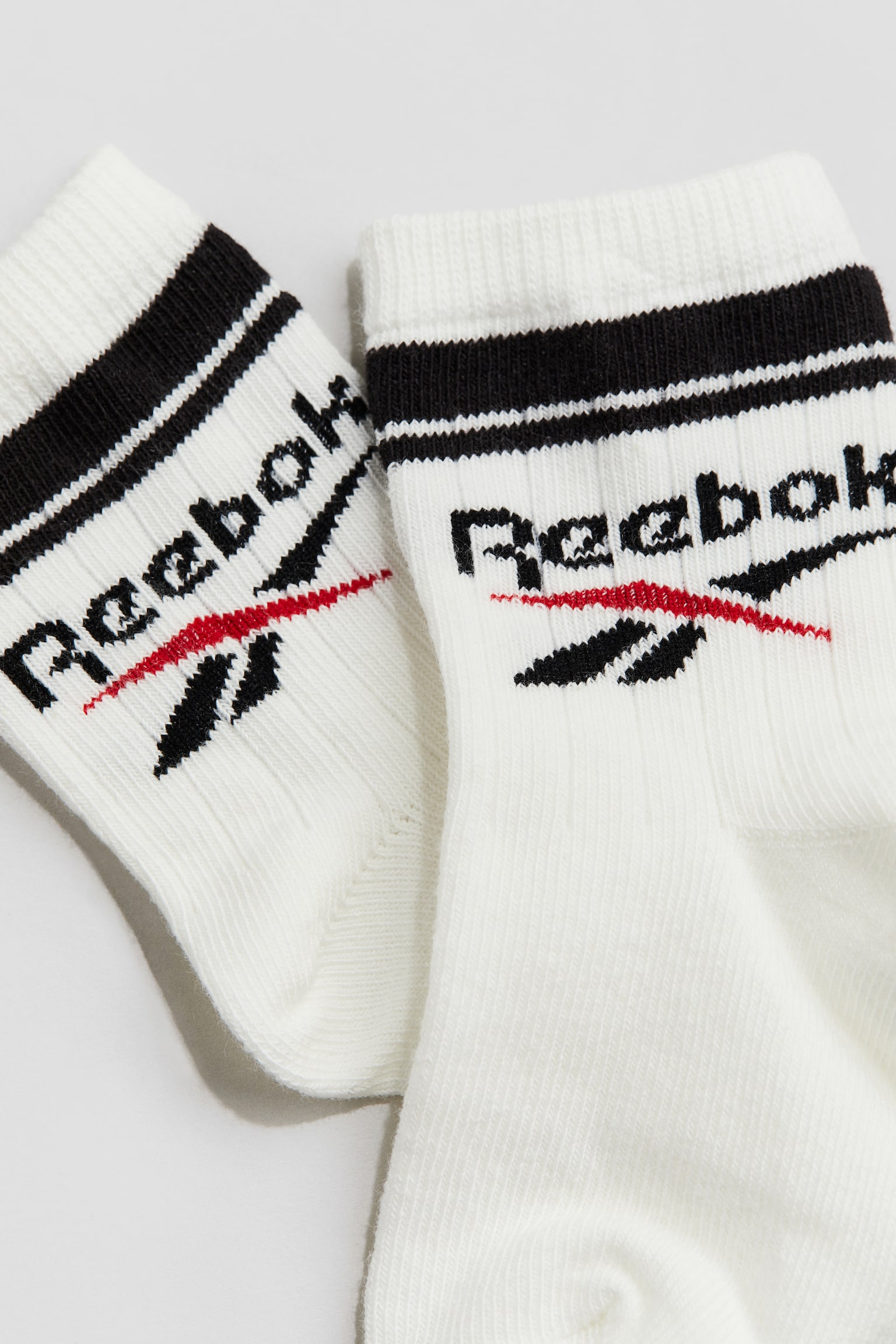 Motif-detail socks - White/Reebok - 2