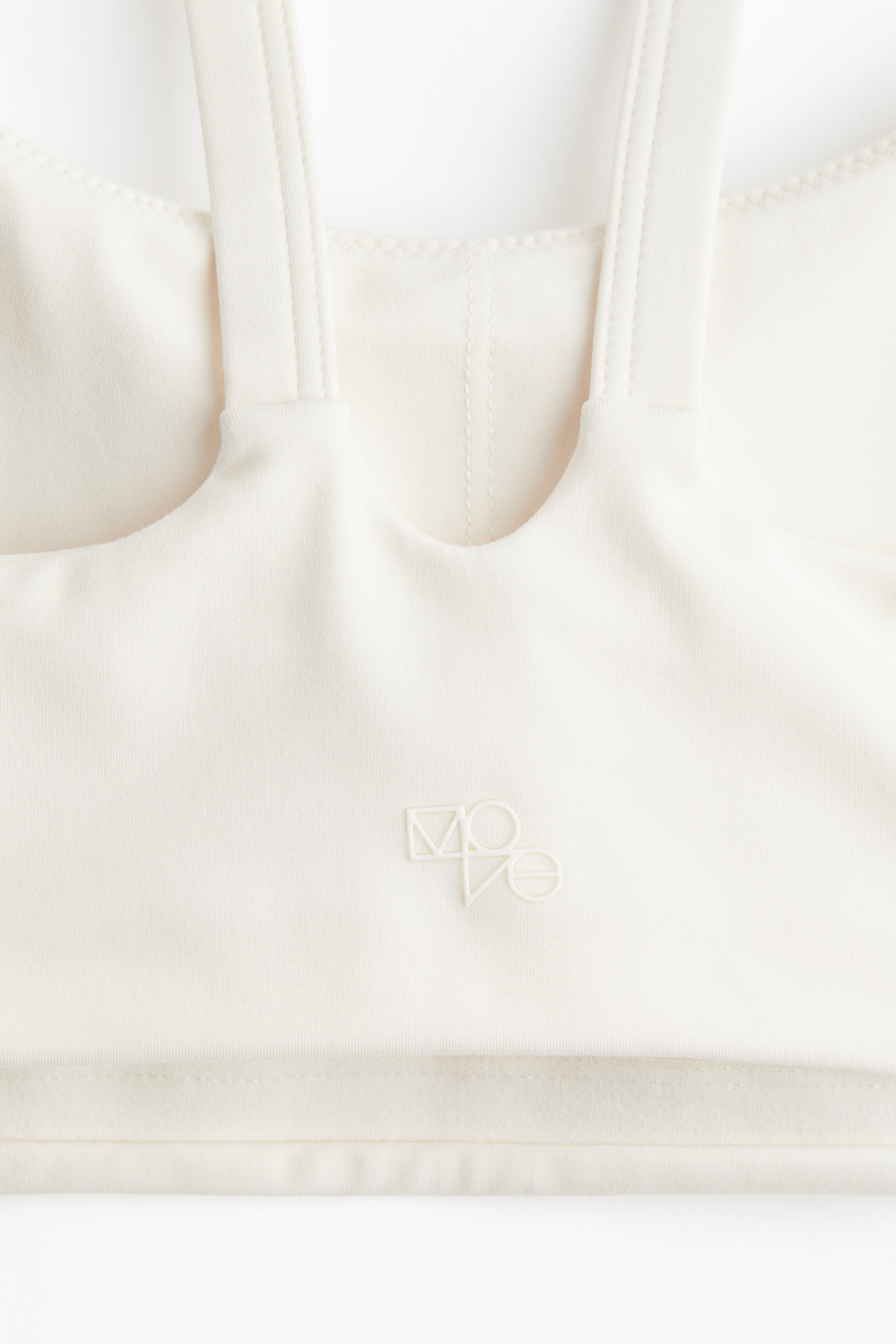 Medium Support Sports bra with SoftMove™