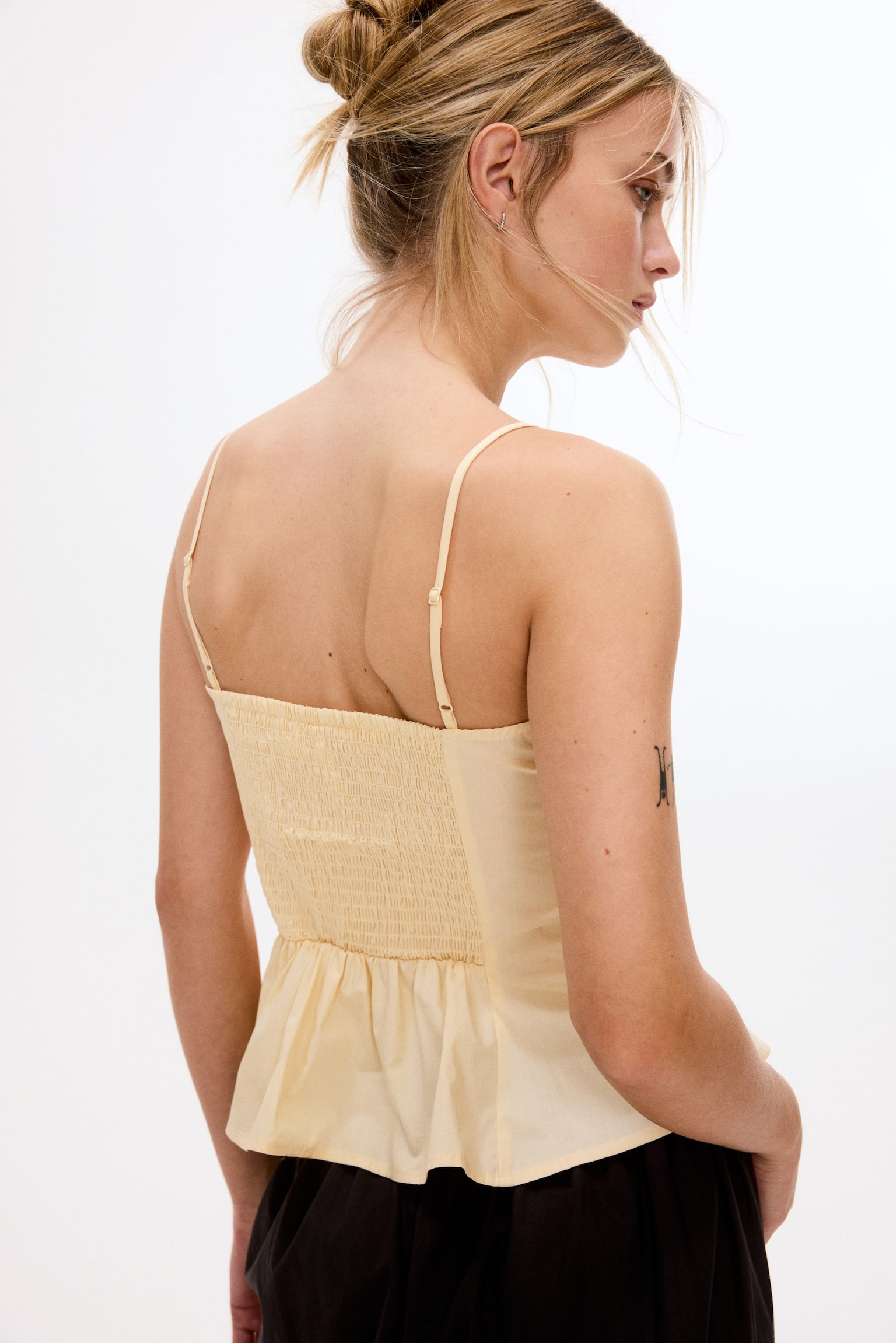 גופייה עם פפלום - צהוב בהיר/חום כהה/נקודות - 5