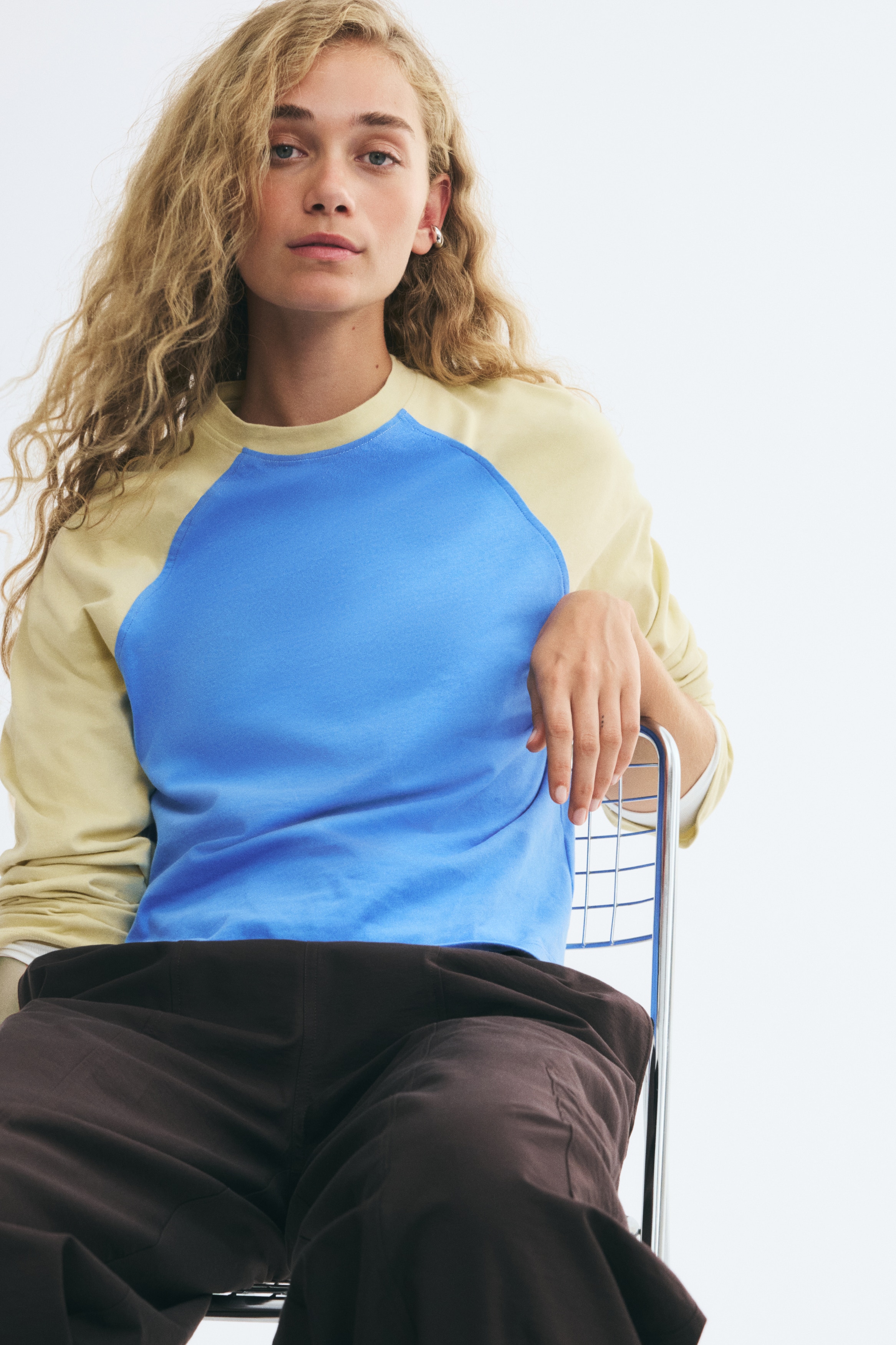 Top en coton avec manches raglanModèle