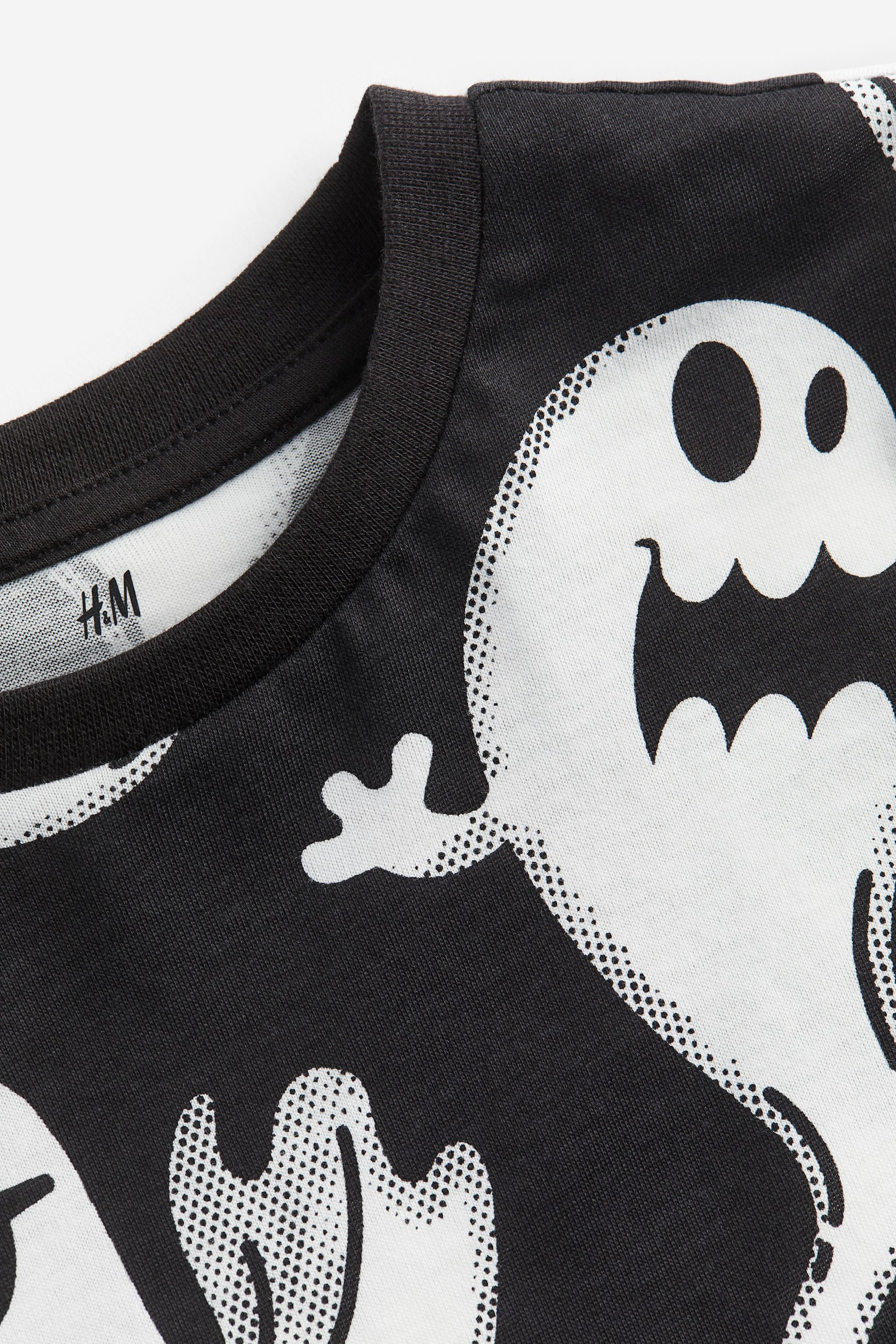 Print Tee - Black/Ghosts/Light brown/Roaming/Grey/73/Navy blue/Sports Club/Blue/Soho/Green/White stripe/White/Exploring Our Galaxy/Dark blue/Saturnus/Light blue/Pattern/Light yellow/Create joy/Dusty yellow/Lions/Dark green/Dinosaur/Light yellow/Stripe - 2