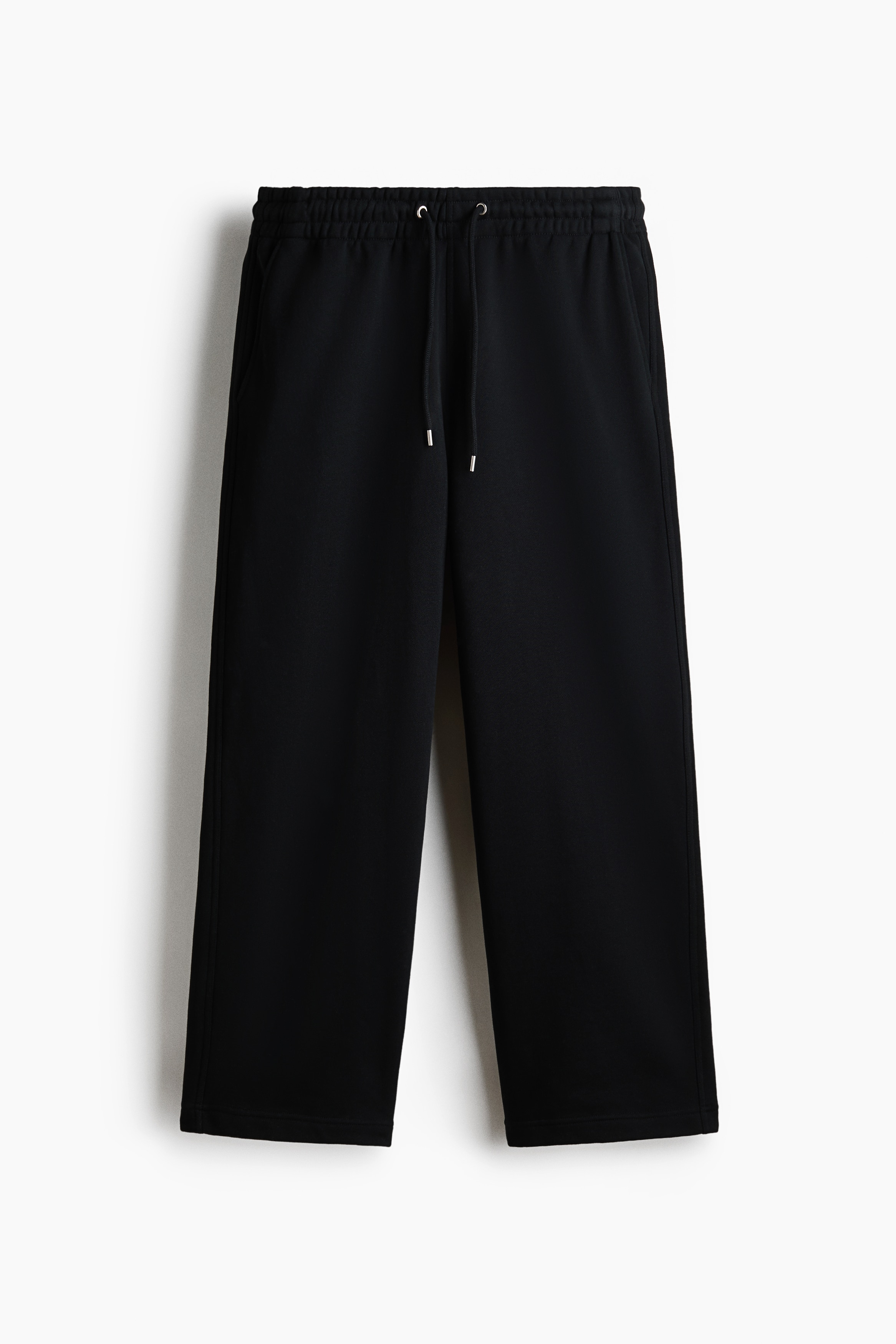 Loose Fit SweatpantsModel