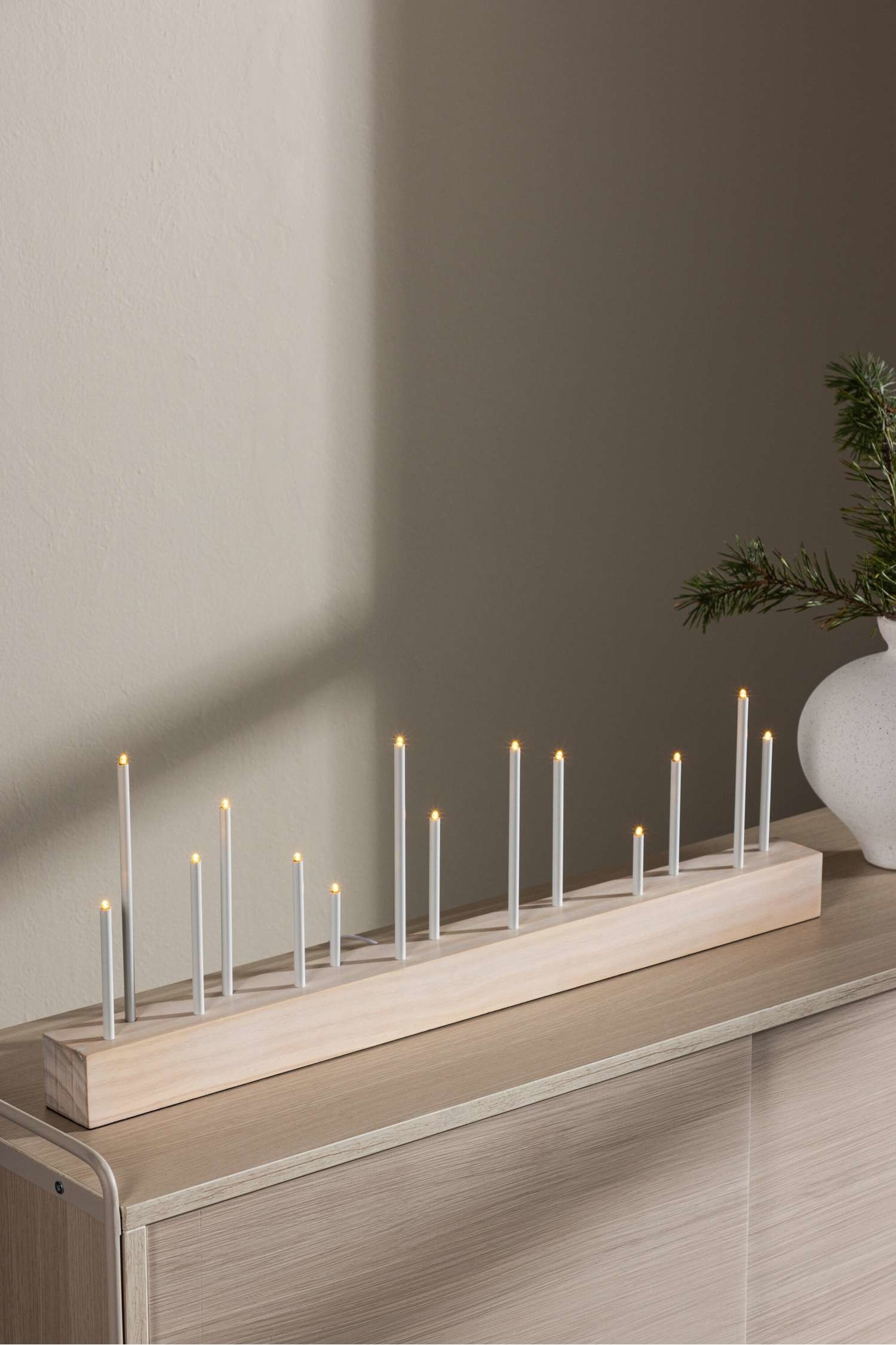 Kungsberget Adventsljusstake - Mdf, Vit