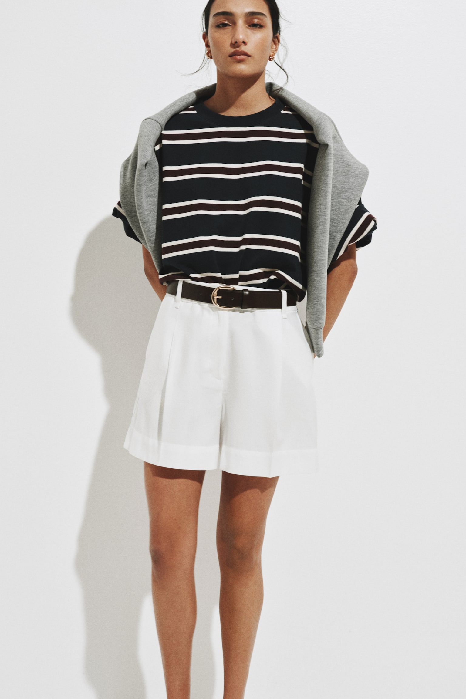 Tailored shorts - White/Black/Beige - 1
