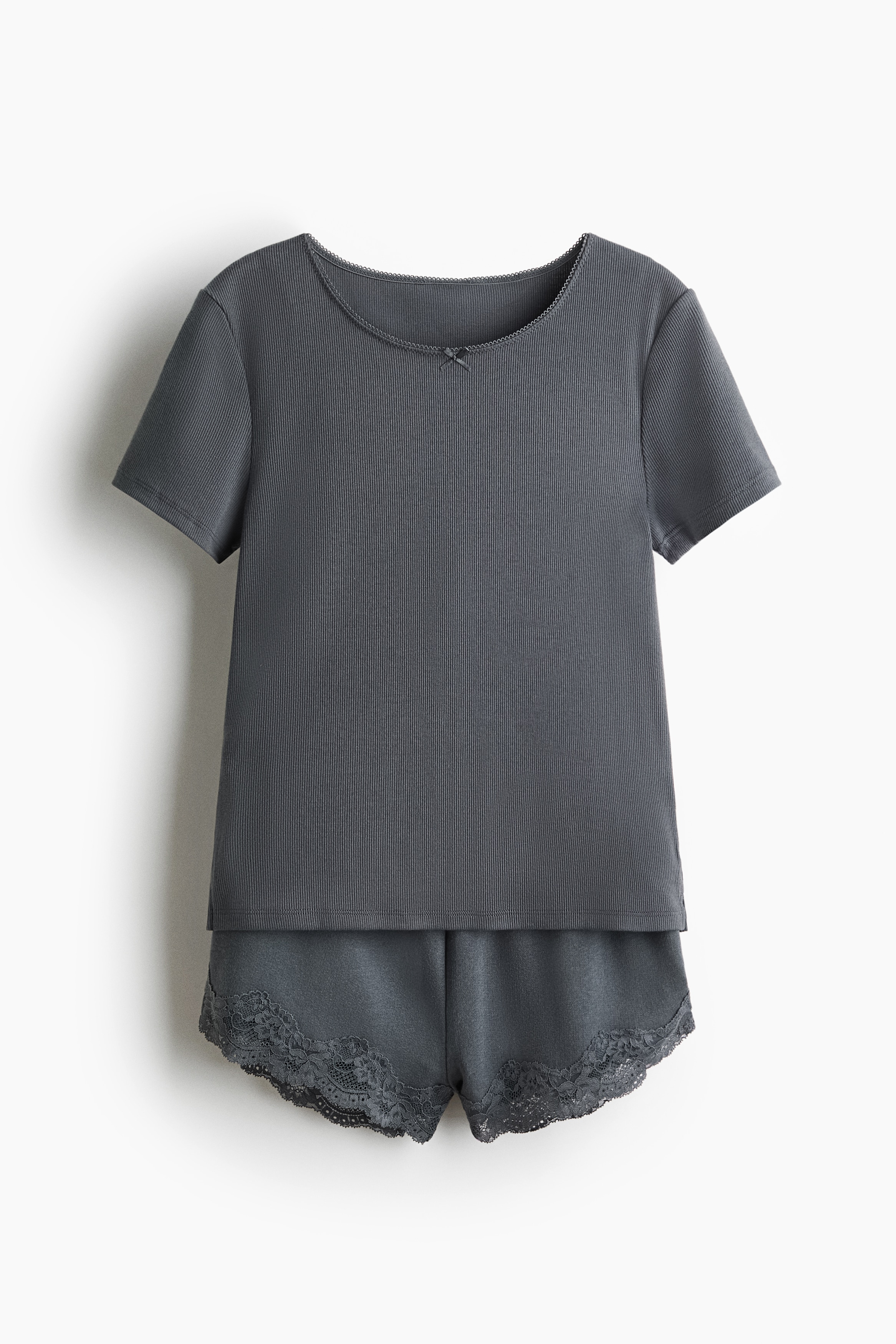 Cotton jersey pyjamasModel