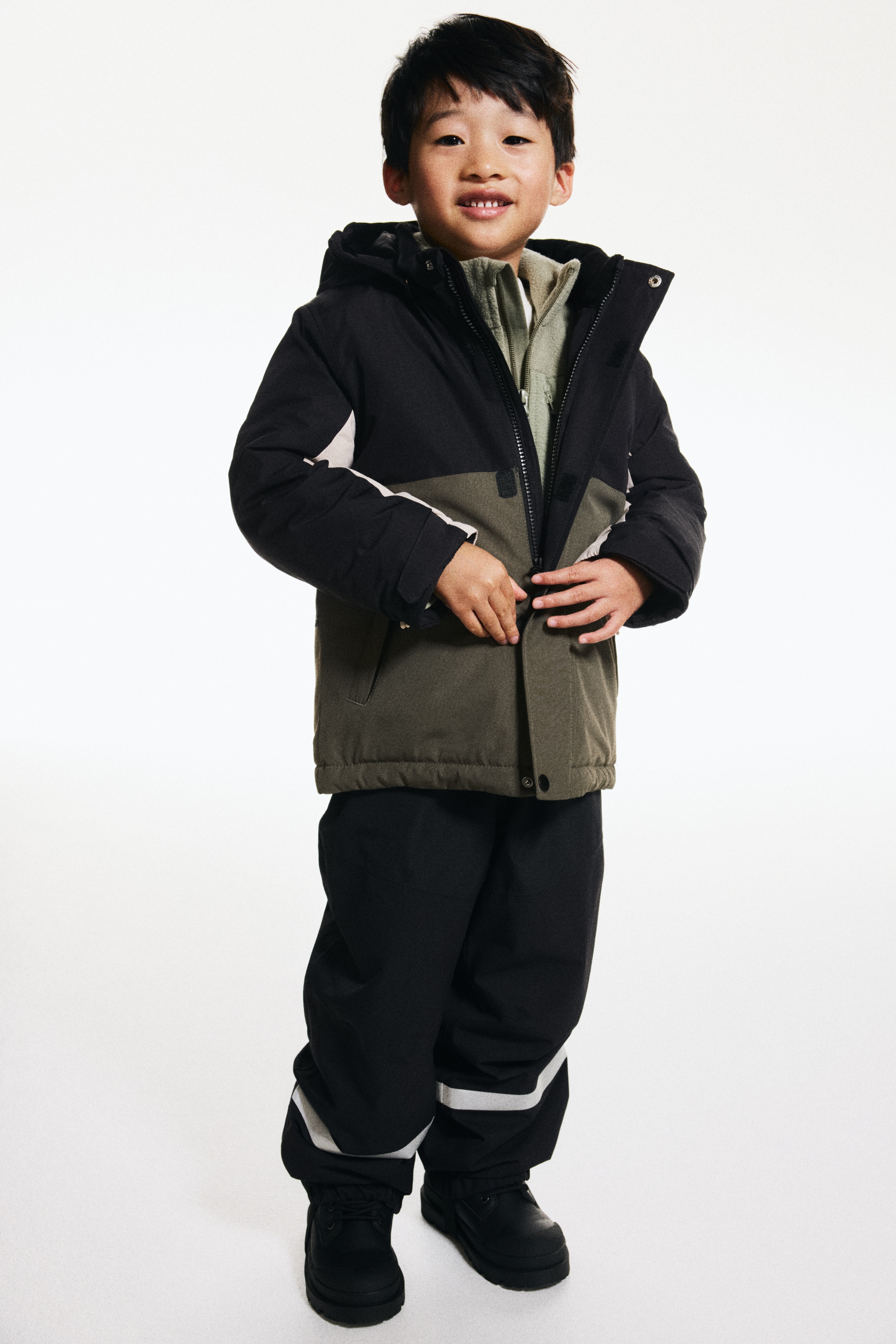 Gutt - Kakigrønn/Blokkfarget Vannavvisende vattert parkas - Size: 122/128 (6-8Y)  - H&M