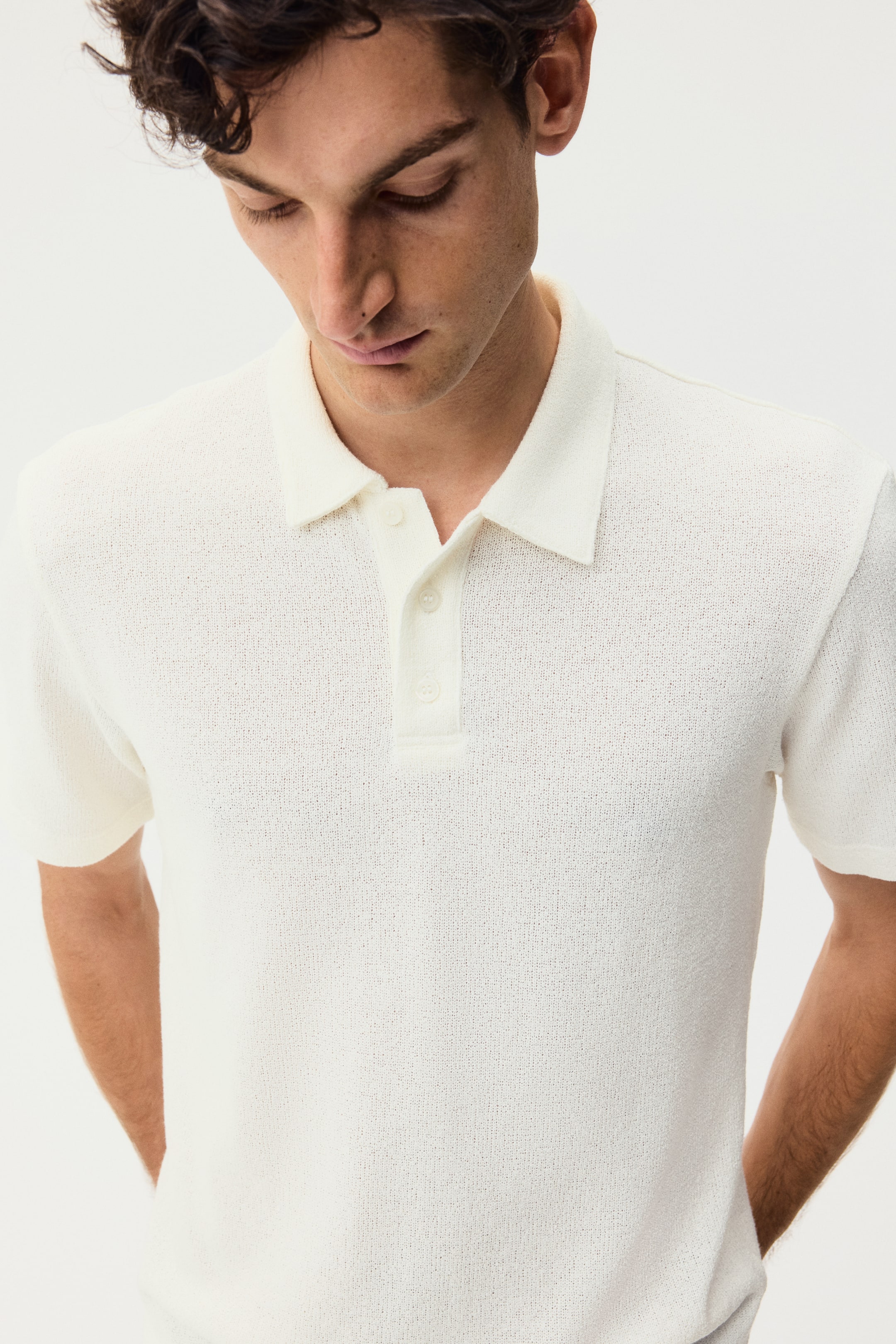 Xem ảnh lớn hơn: Áo polo Regular Fit - Màu kem - Men | H&M VN 3