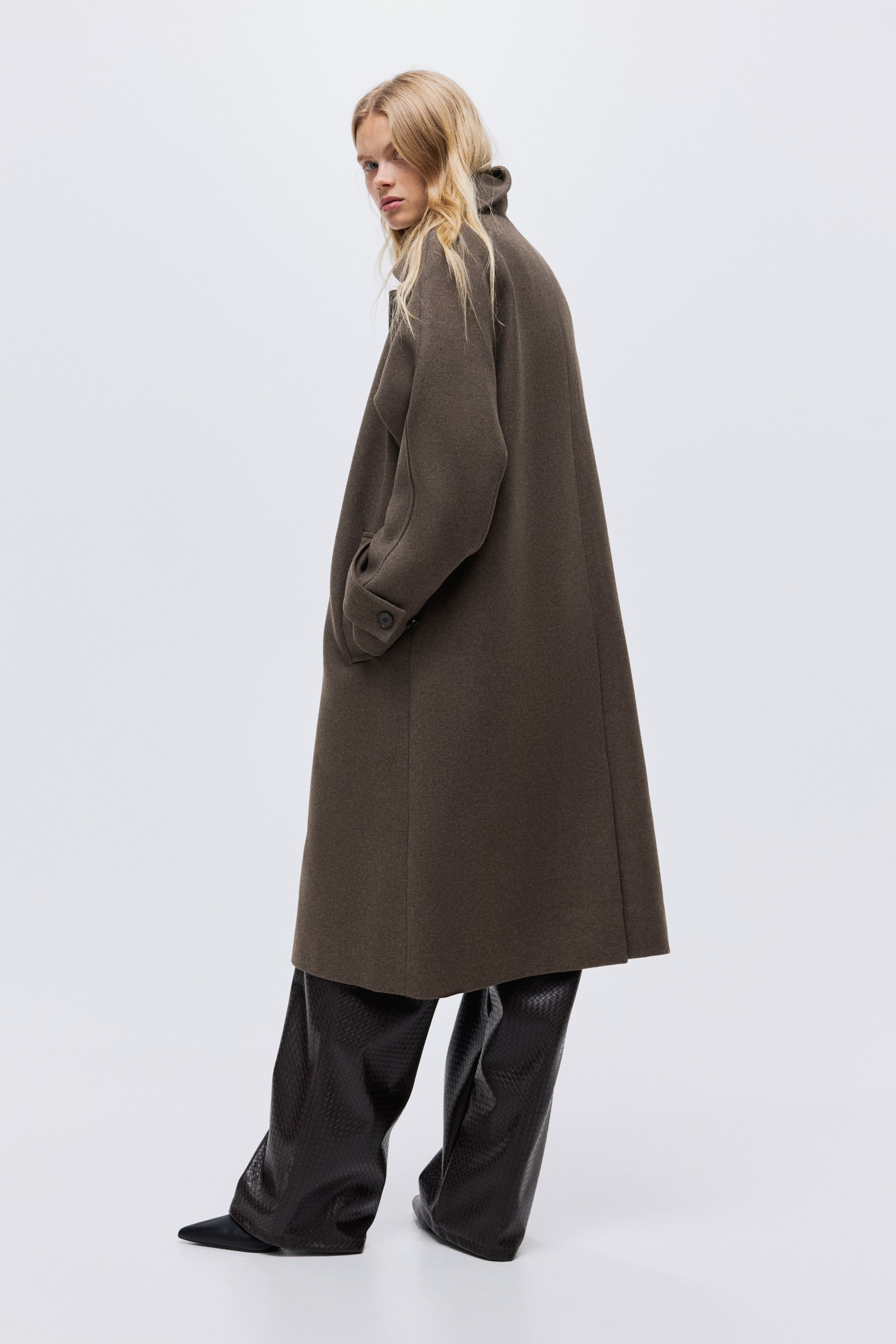 Größeres Bild ansehen: Mantel mit Bindegürtel - Mattbraun - Ladies | H&M DE 6