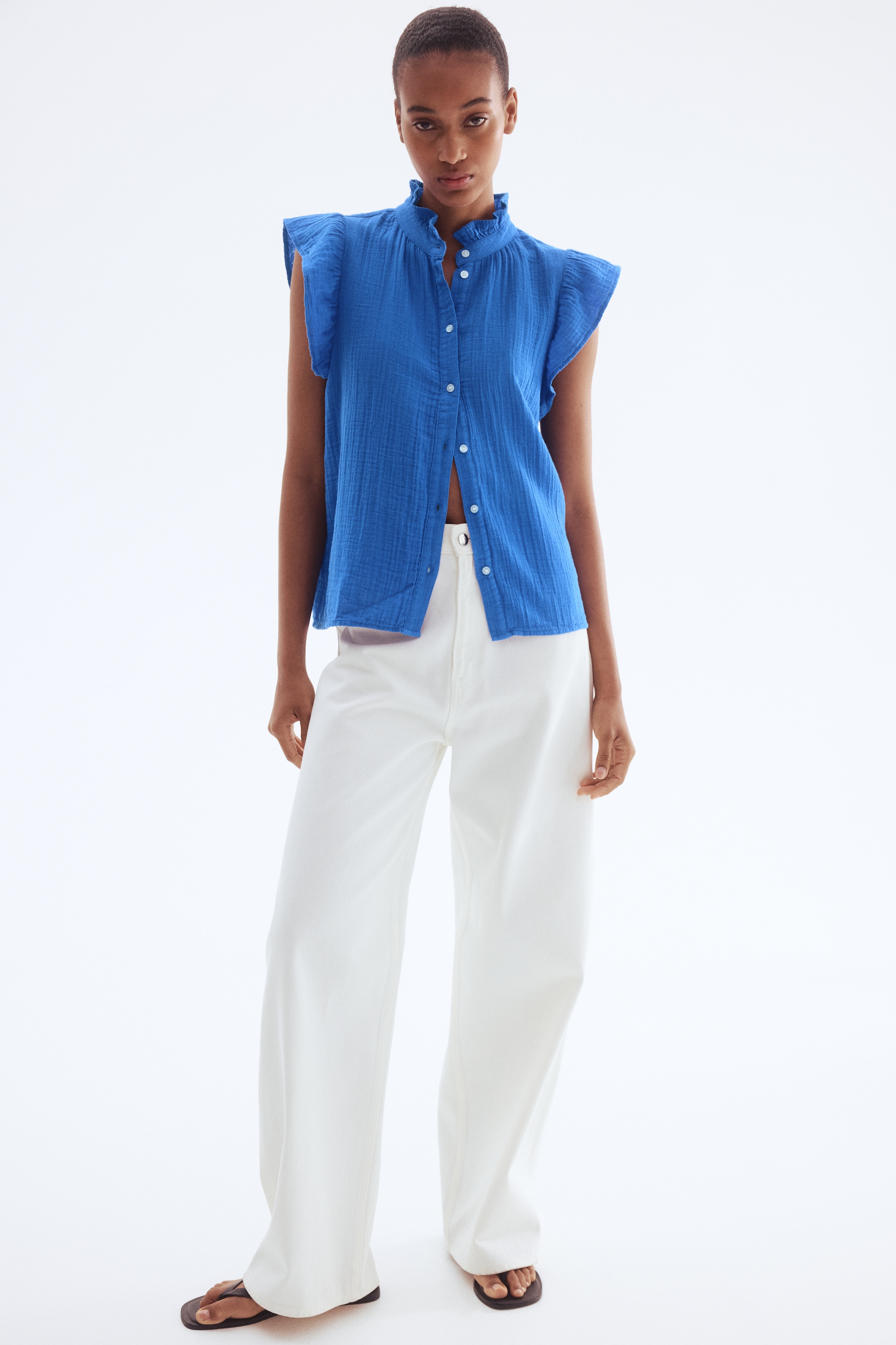 Flutter-sleeved muslin blouse