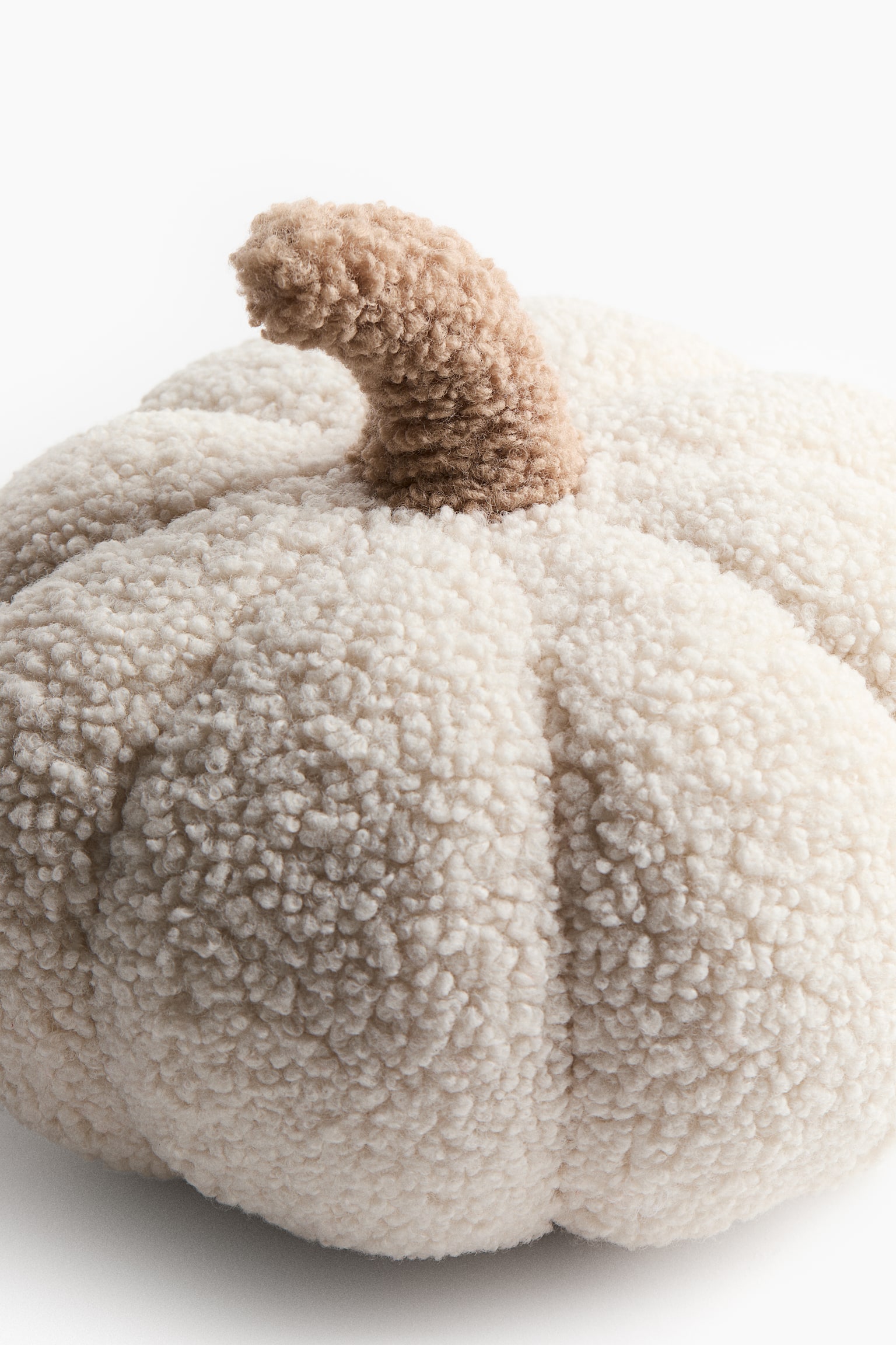 Детские свитеры H&M Pumpkin-Shaped Teddy Fleece Cushion, цвет: Кремовый — фото 3