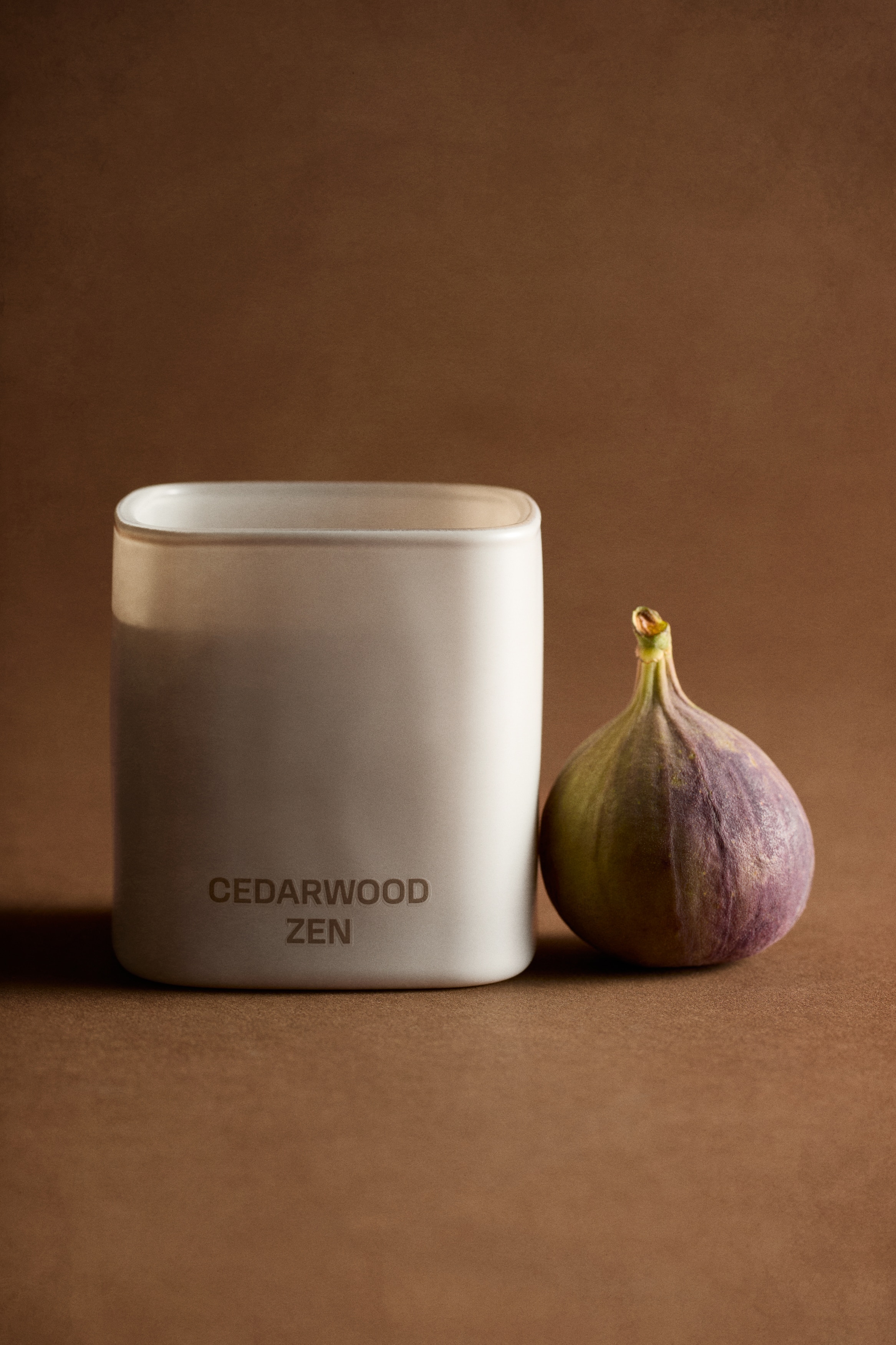 H & M - フレグランスキャンドル ガラスホルダー入り - ベージュ