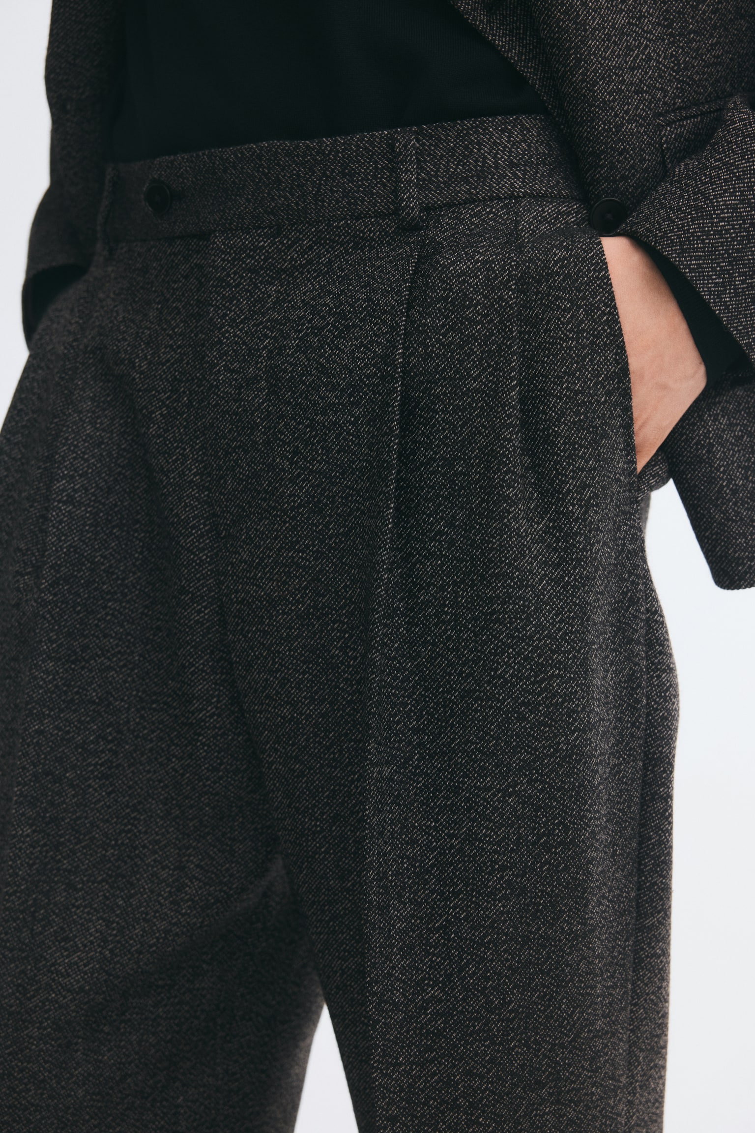 Мужские брюки H&M Regular Fit Wool suit trousers, цвет: Чёрный / Белый — фото 4