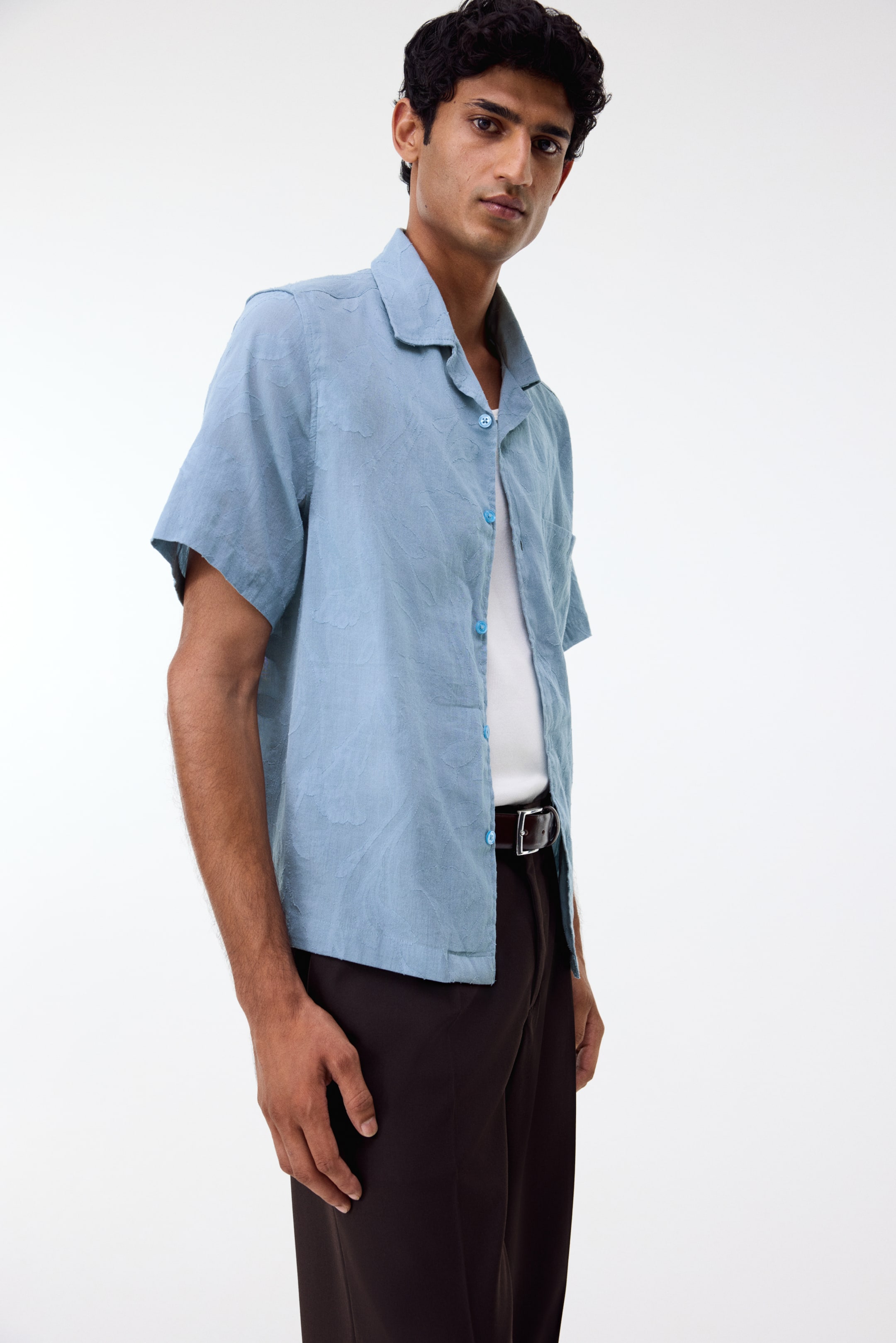 View larger image: Regular Fit Jacquard-weave resort shirt - Light blue - Men | H&M IN 2