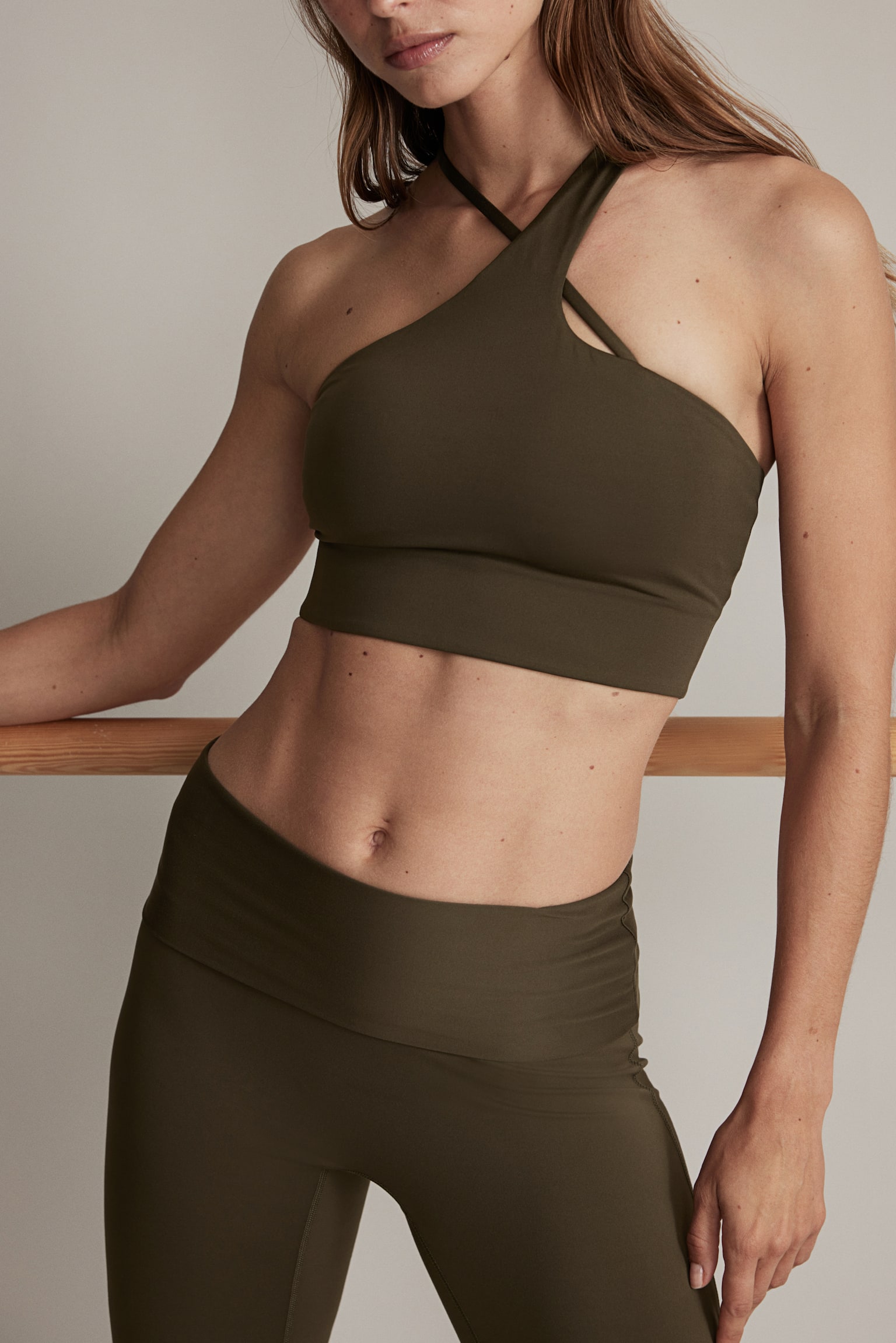 Light Support Sports bra in SoftMove™ - Dark khaki green/Black - 4