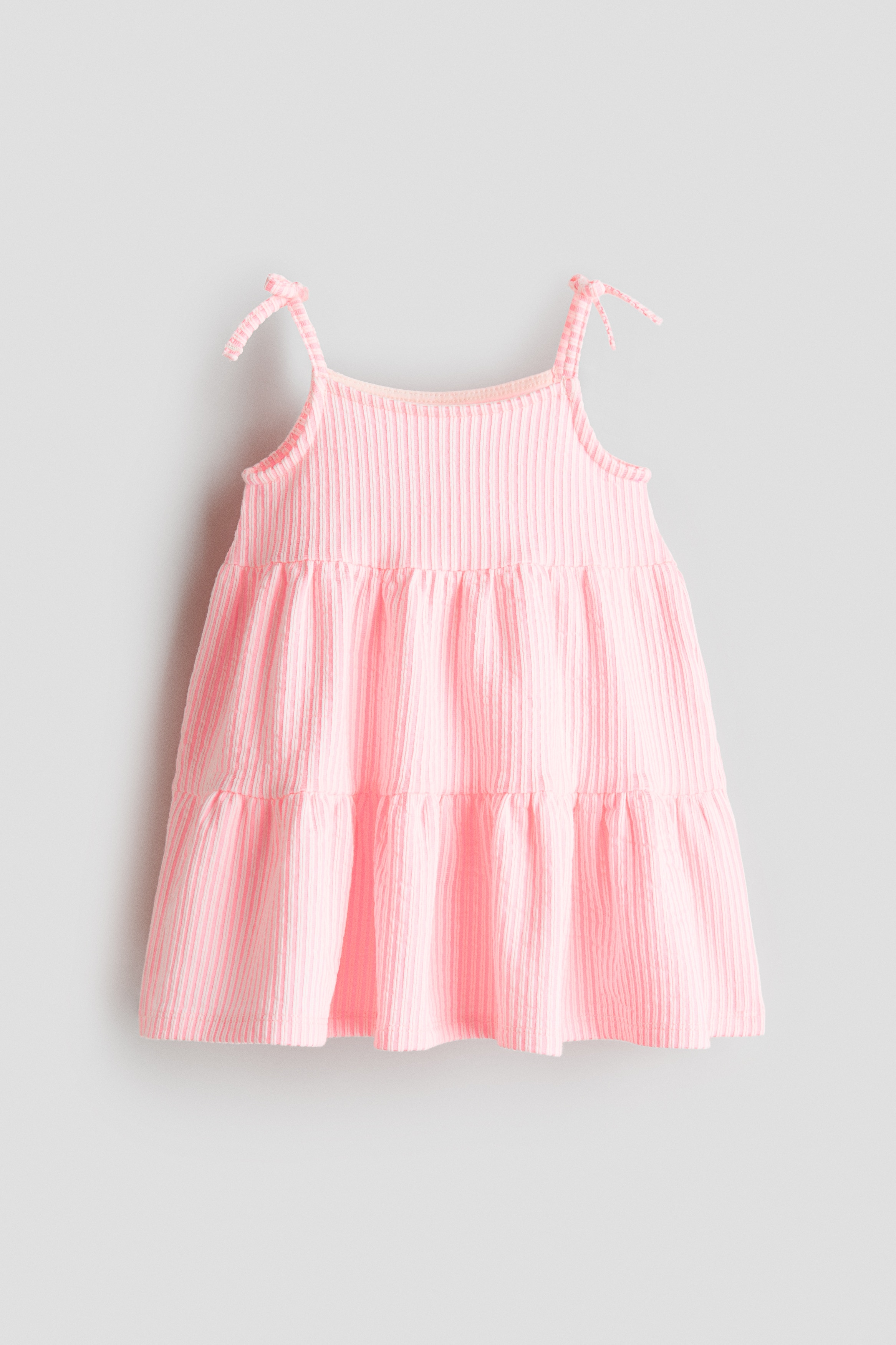 Tiered dressModel
