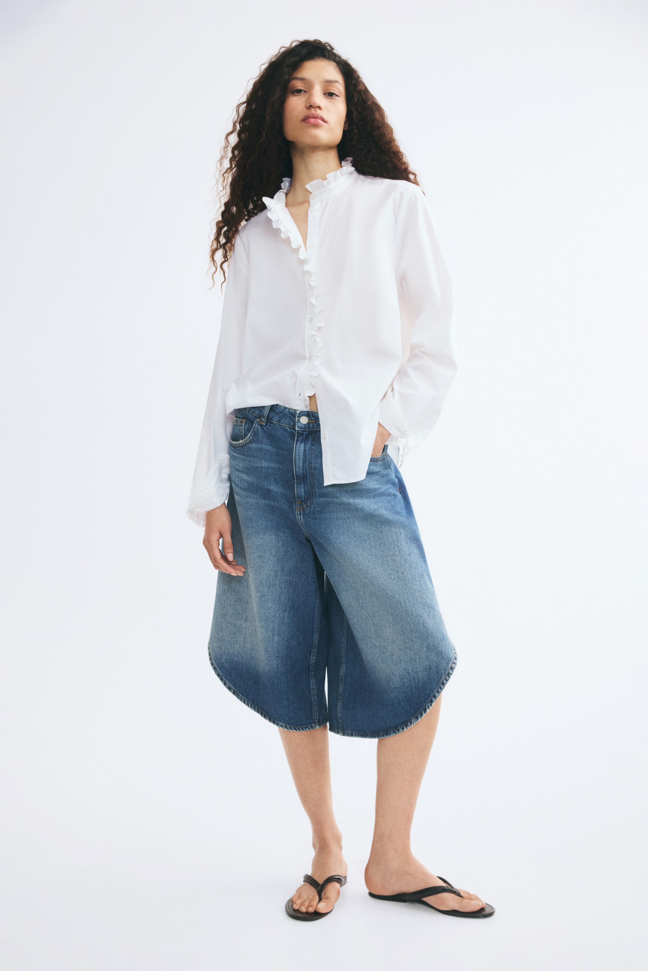 Blouse volantée à boutons