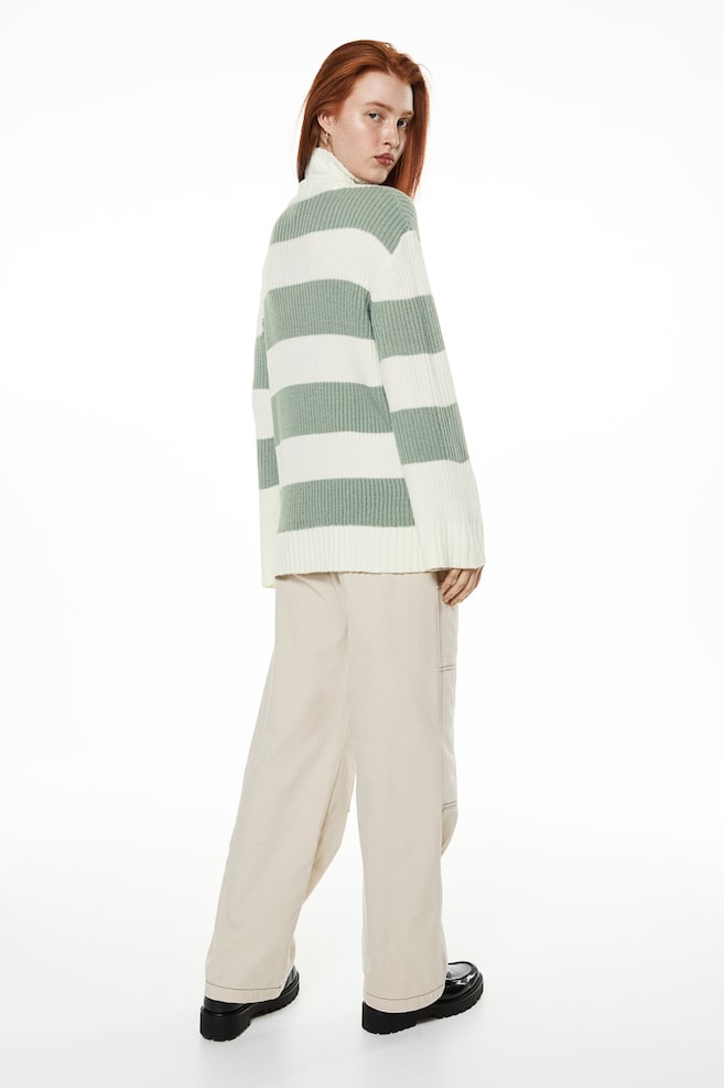 Oversized zip-top jumper - Dusty green/Striped/Black/Light beige/Black/Striped - 5