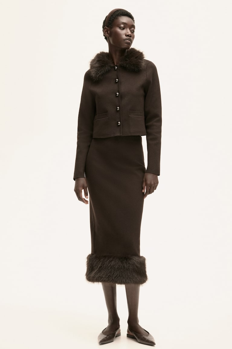 Fine-knit pencil skirt