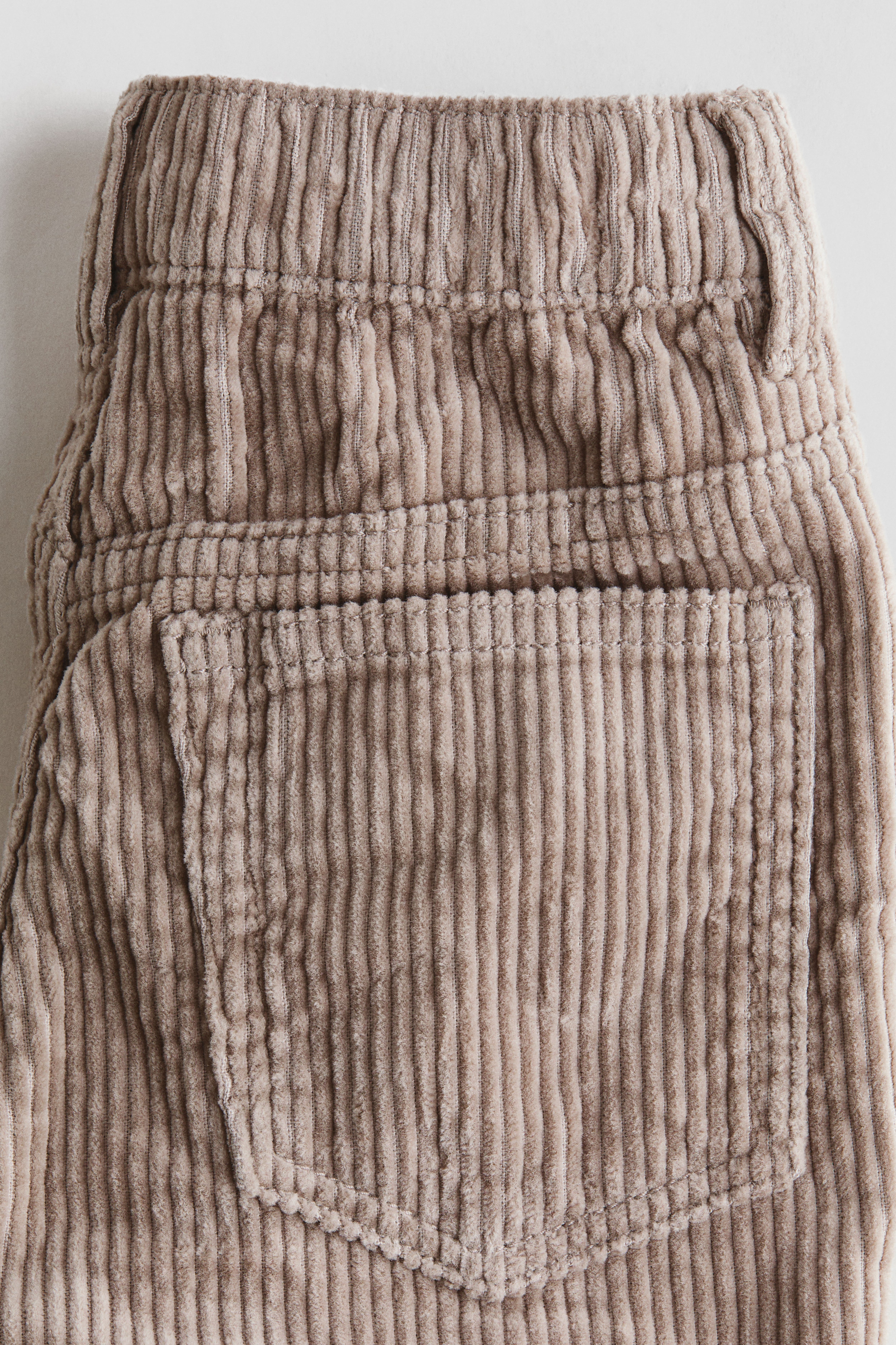 Pantalon en velours de coton côtelé