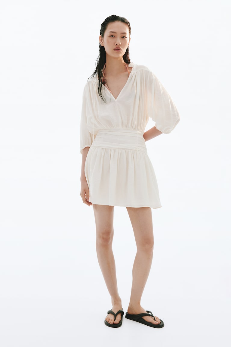h&m pleated tunic dress Women's Cream Pleated tunic dress