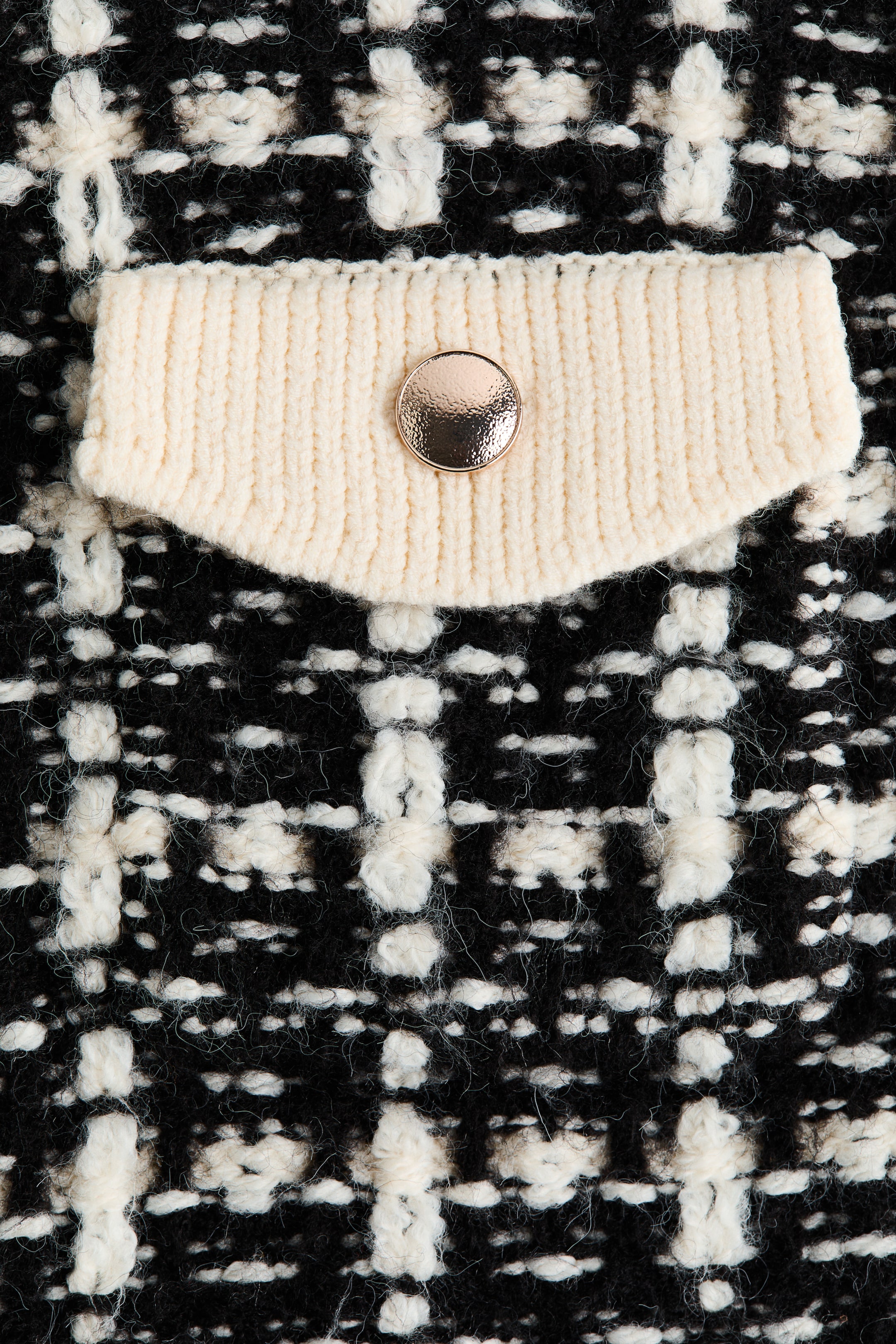 Oversized Bouclé-Knit Cardigan