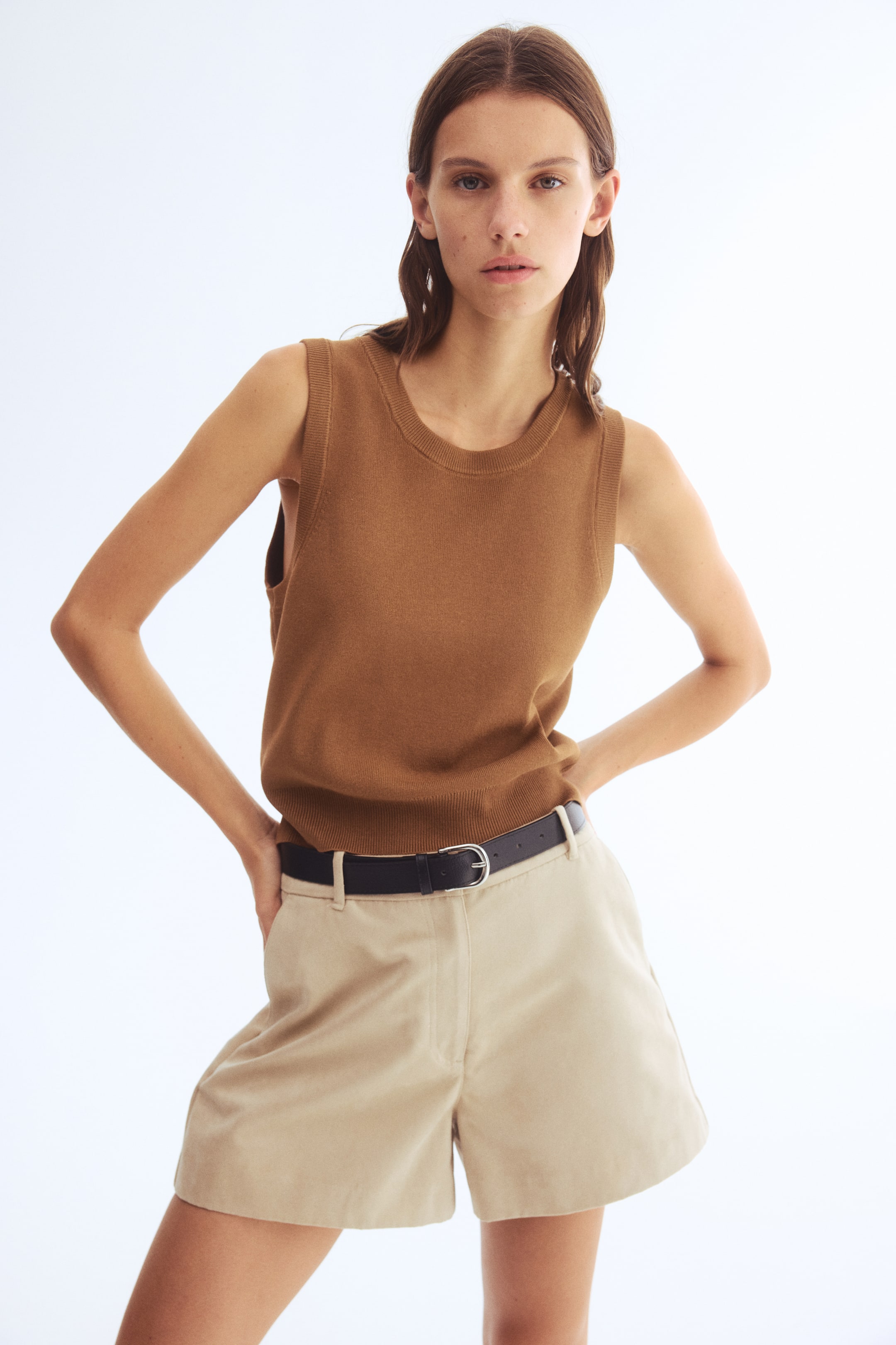 View larger image: Fine-Knit Sweater Vest - Dark beige - Ladies | H&M US 2