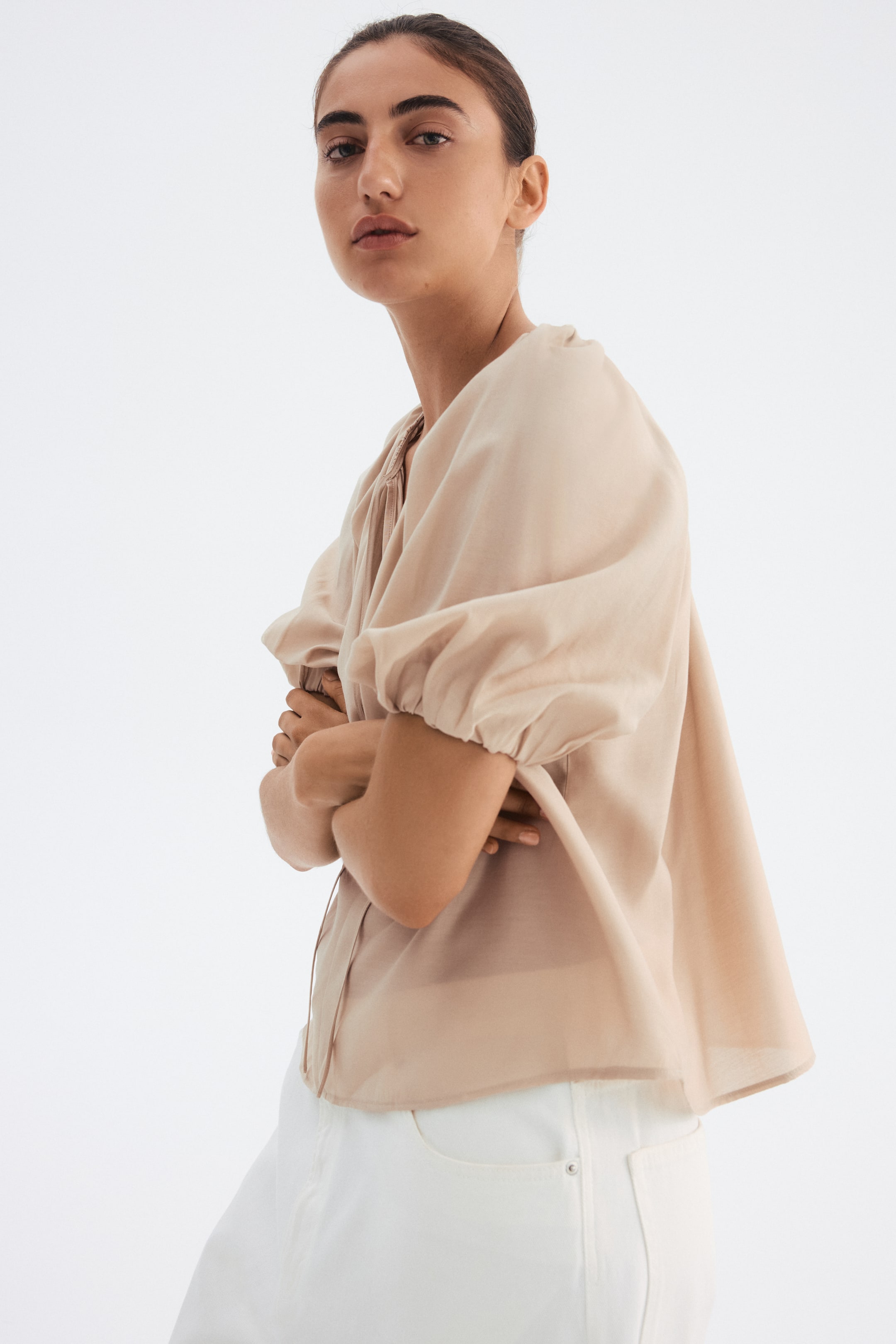 Zobrazit větší obrázek: Halenka s balonovým rukávem - Béžová - ŽENY | H&M CZ 1