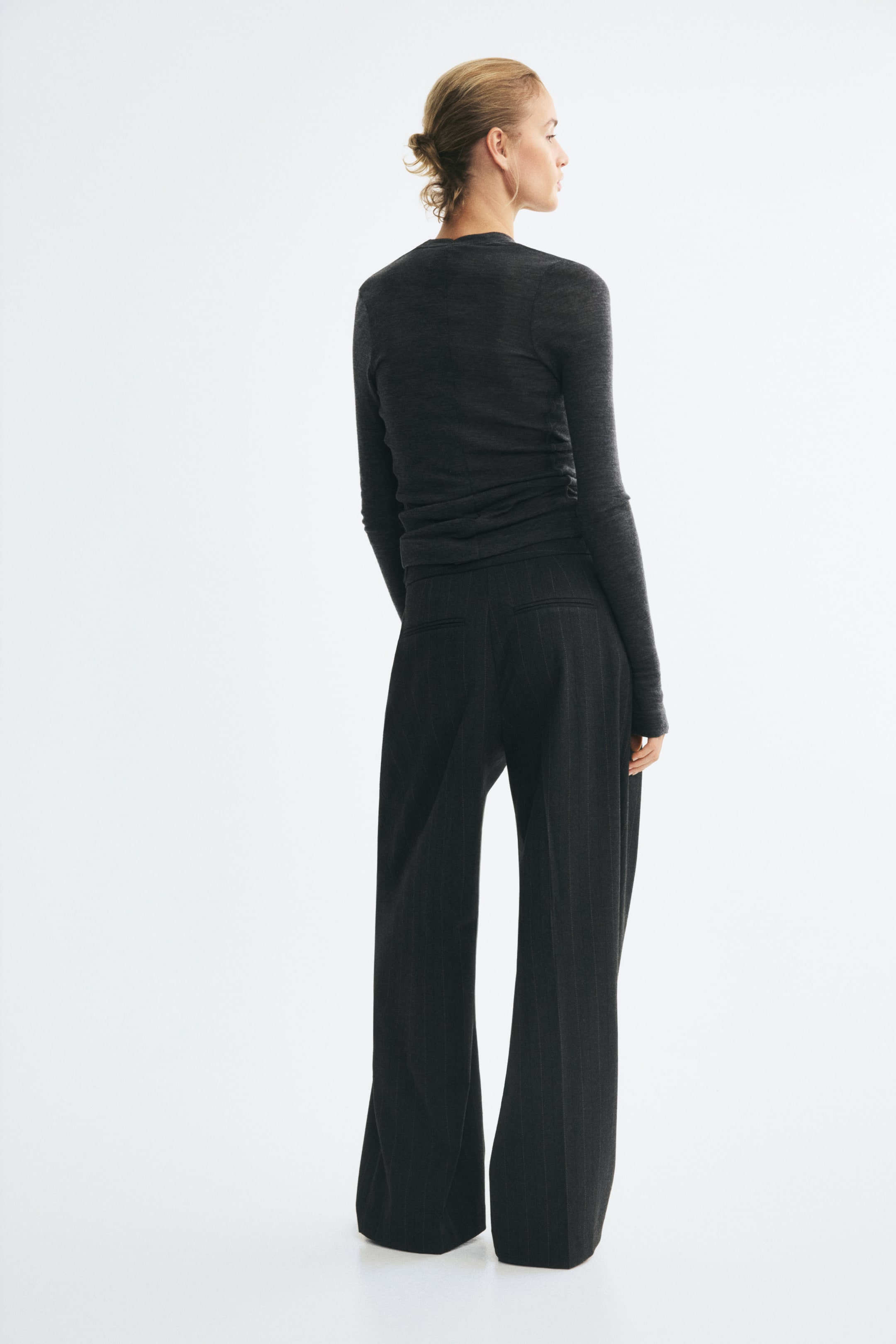 Pantalon sur mesure à jambes larges
