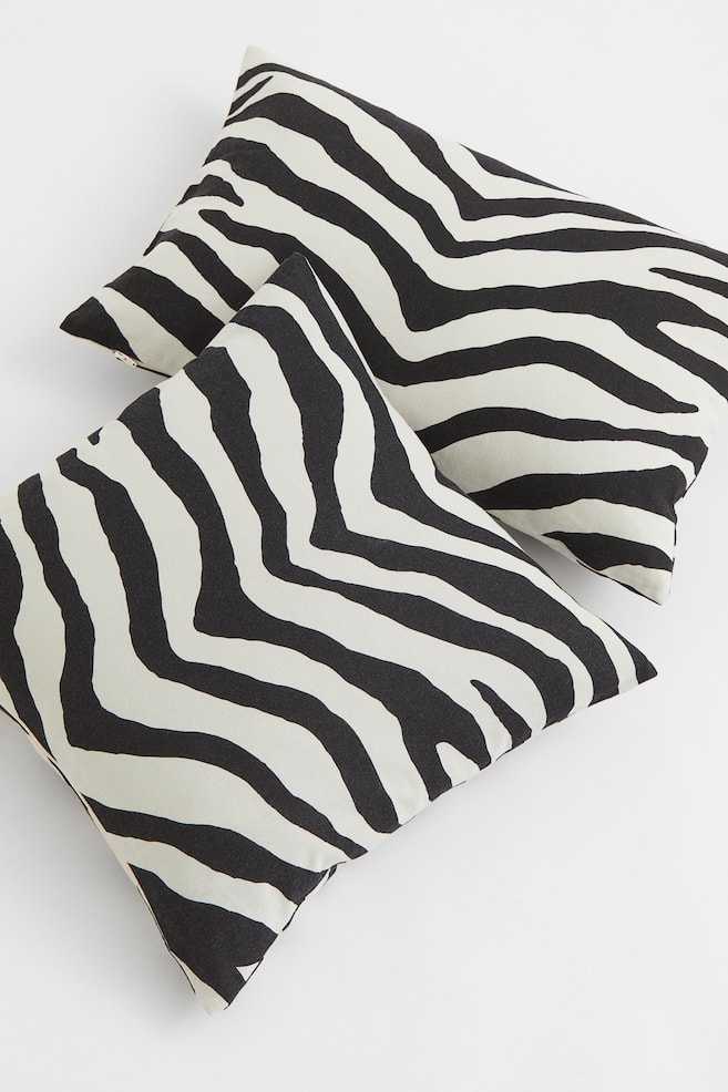 Animal-patterned linen-blend cushion cover - Black/Zebra print - 3