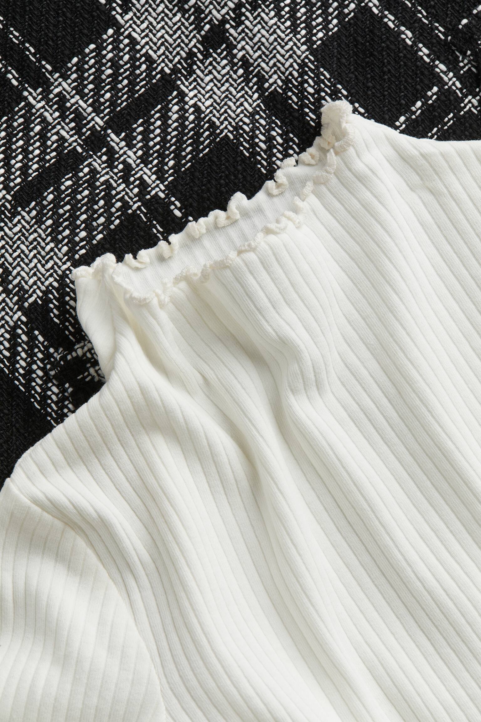 Bộ 2 món áo và váy - Màu đen/Kẻ ca rô - 2