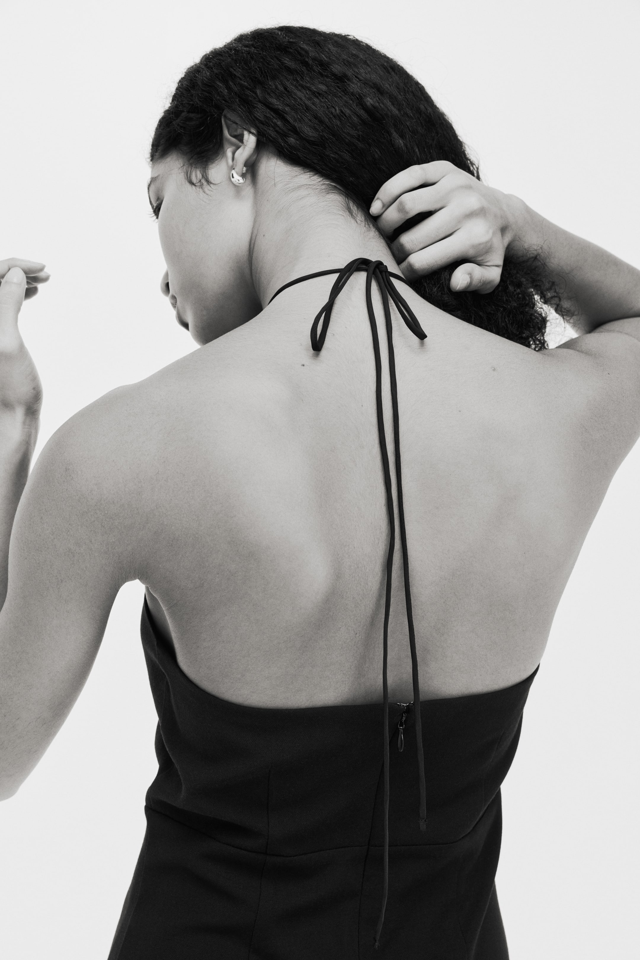 Ampliar la imagen: Appliquéd halterneck dress - Negro - Ladies | H&M MX 4