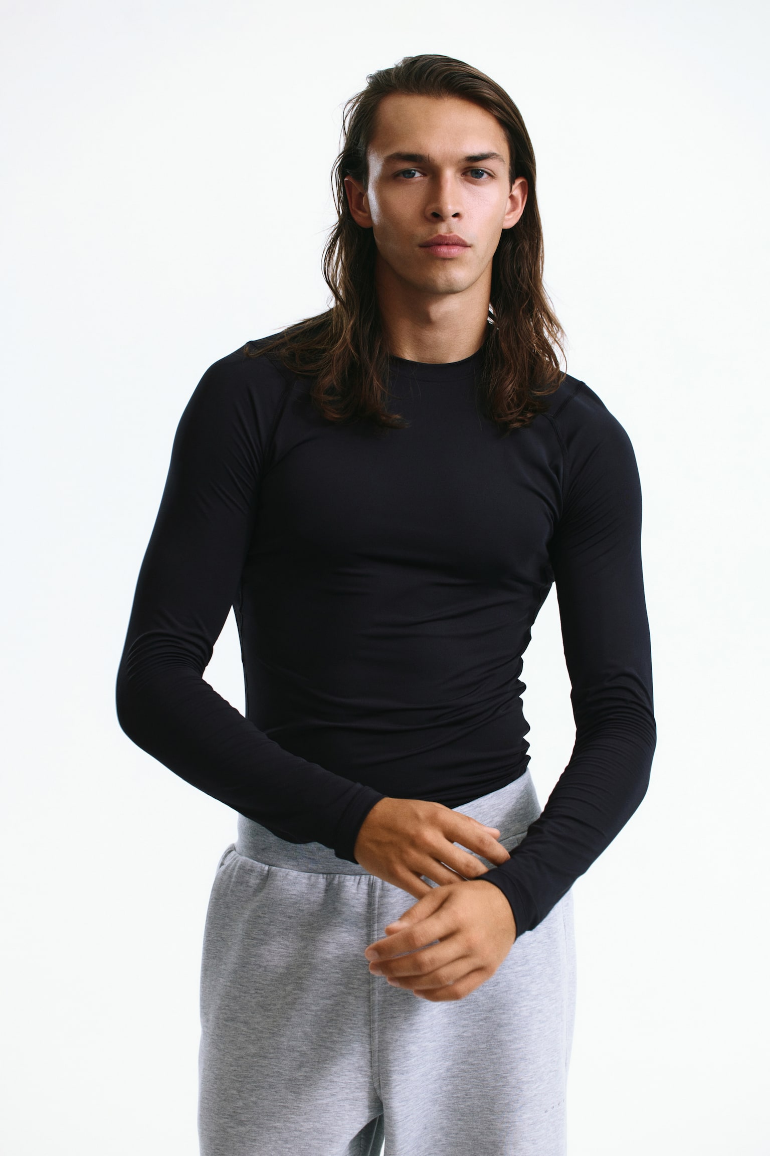 Мужская рубашка H&M Move Compression Fit Sports Shirt with DryMove™, цвет: Чёрный — фото 3