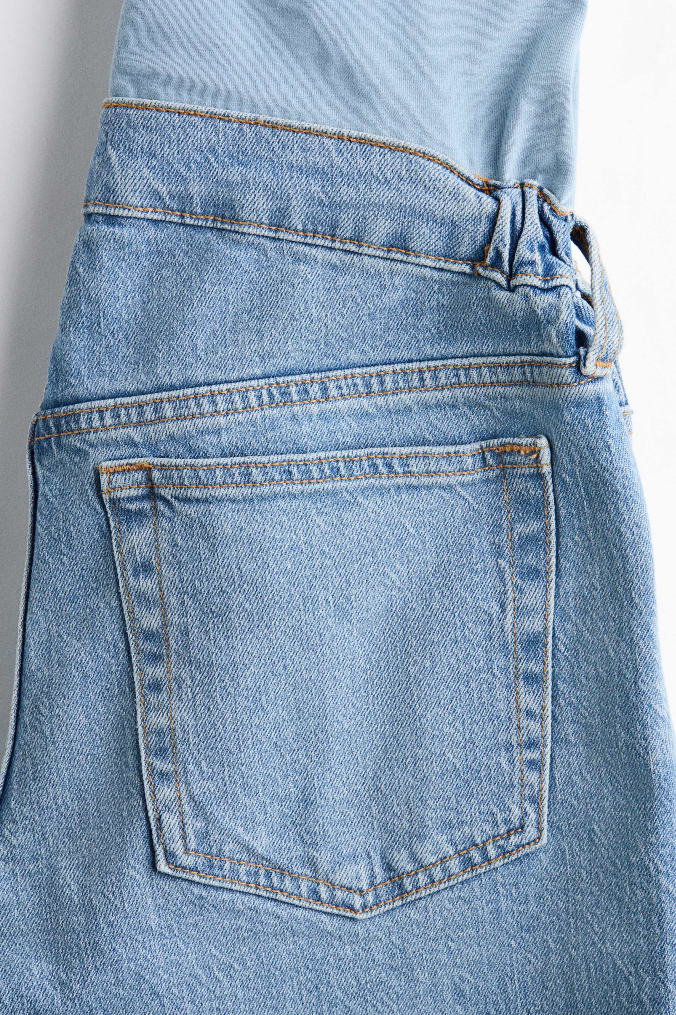 MAMA Straight Ankle Jeans
