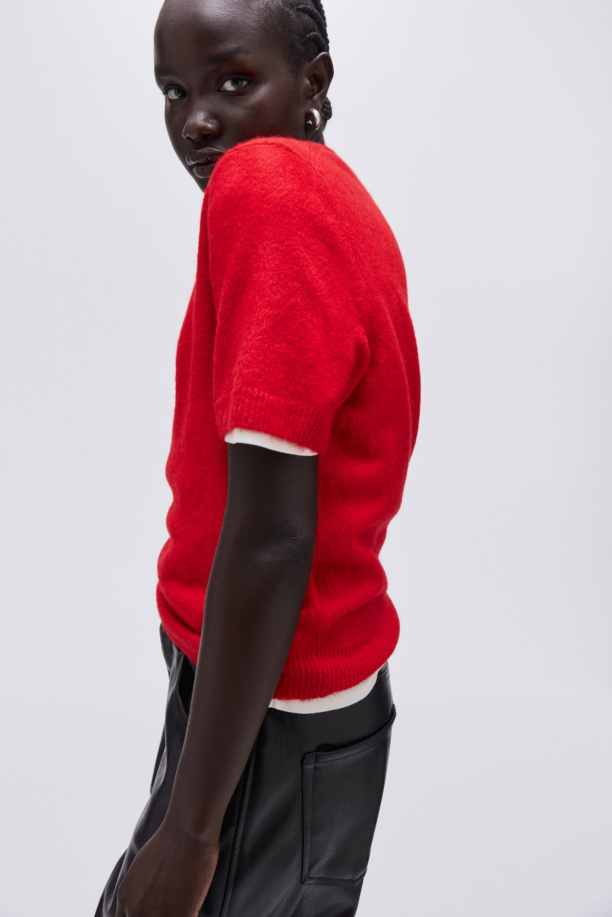 Fine-knit Sweater - image 3