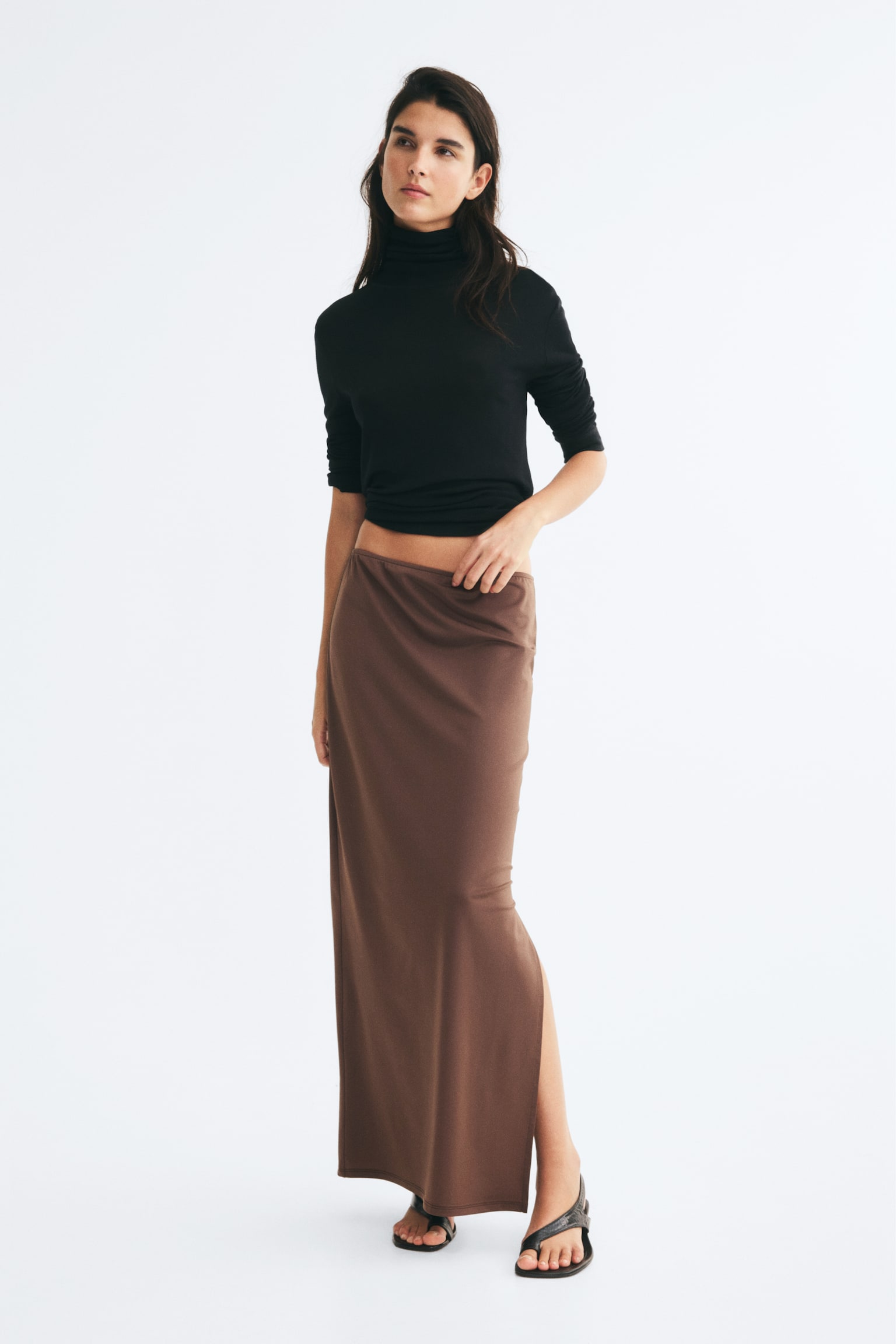 Женская юбка H&M Long Jersey Skirt, цвет: Тёмный коричневый — фото 2