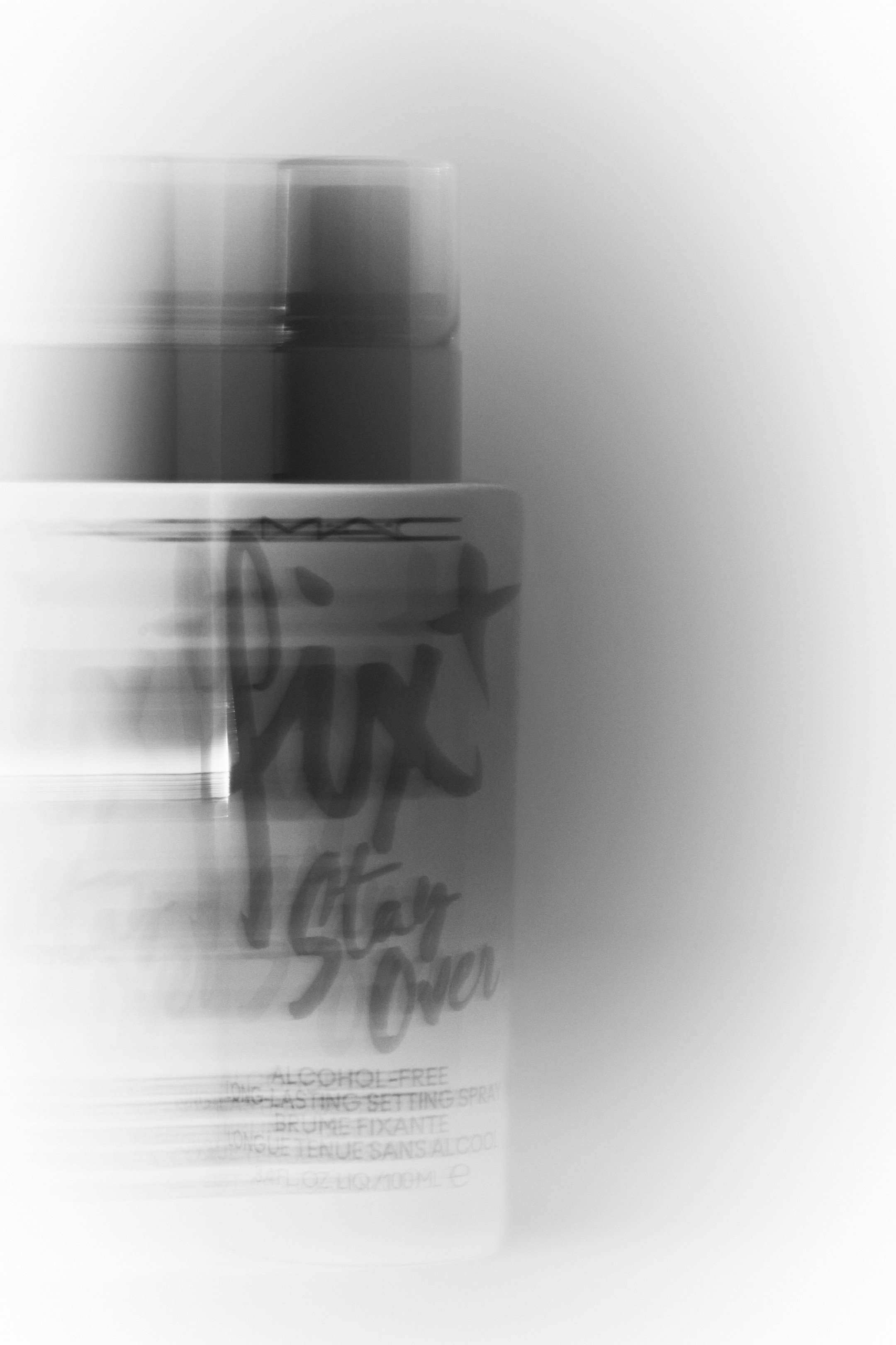 Näytä suurempi kuva: Fix+ Stay Over Setting Spray - Long-lasting - M·A·C Cosmetics - Beauty all | H&M FI 3