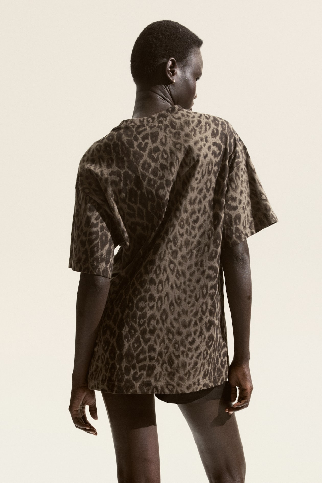 Oversized T-Shirt - image 4