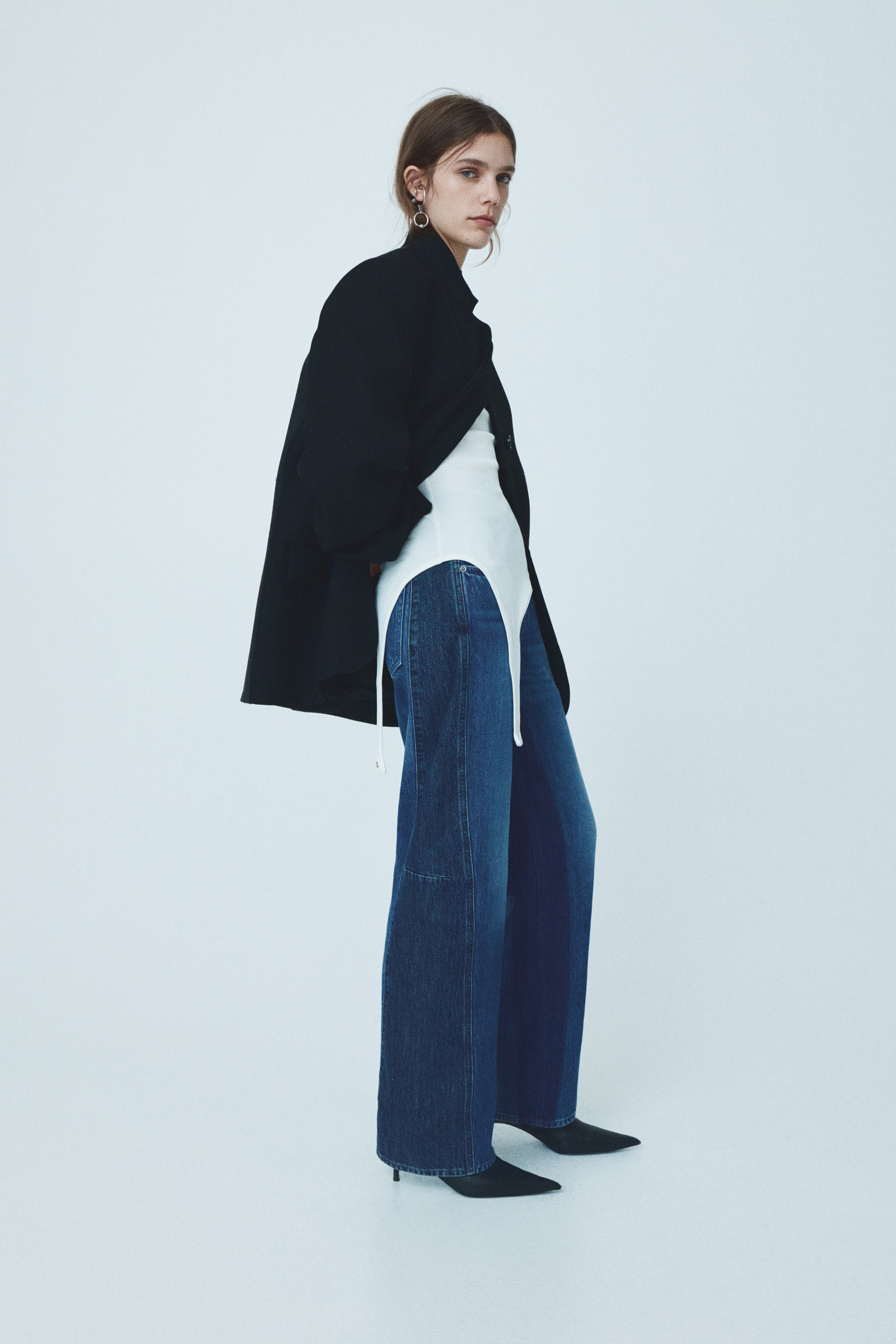 Two-toned wide-leg jeans