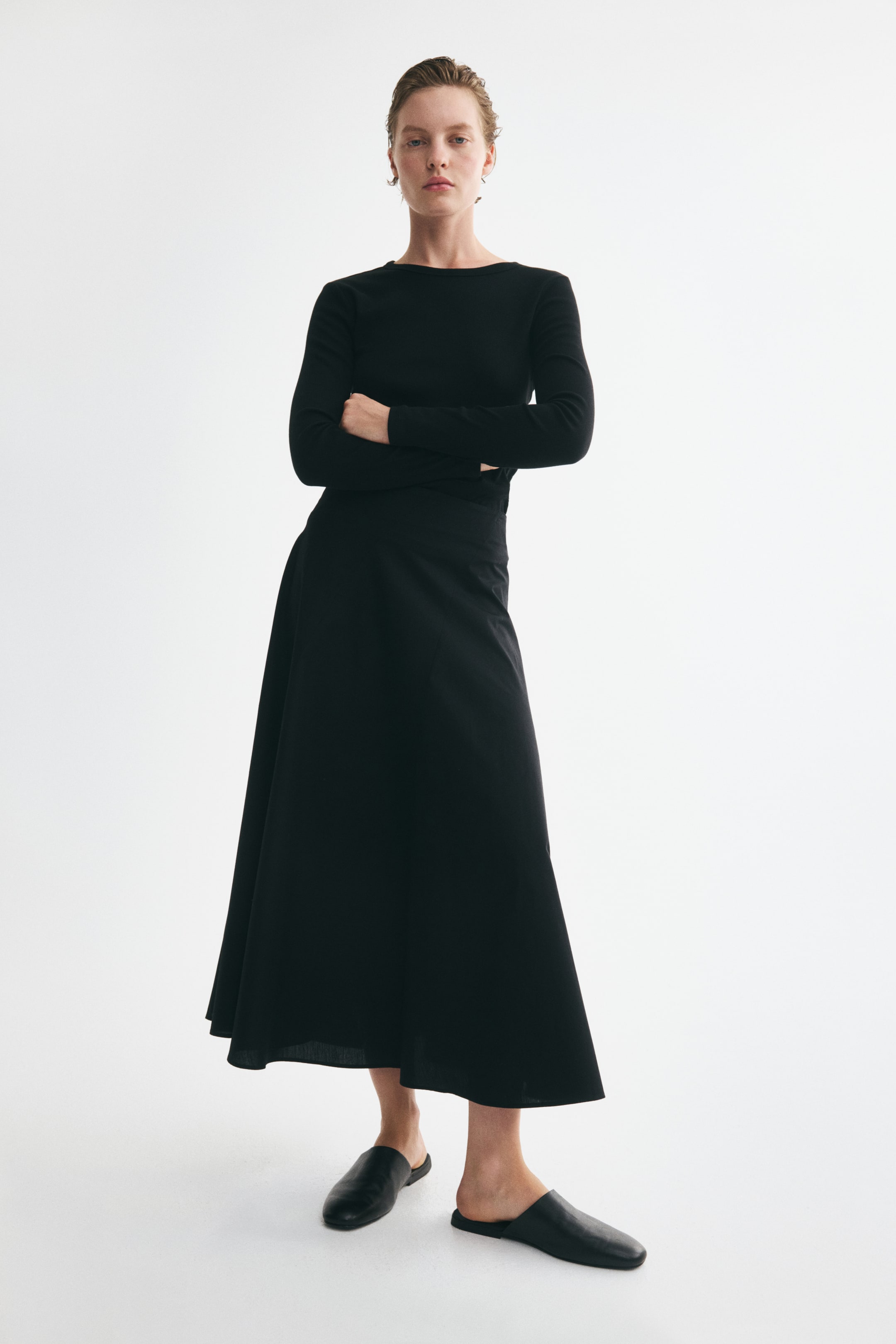 Zobrazit větší obrázek: Široká bavlněná sukně - Černá - ŽENY | H&M CZ 1