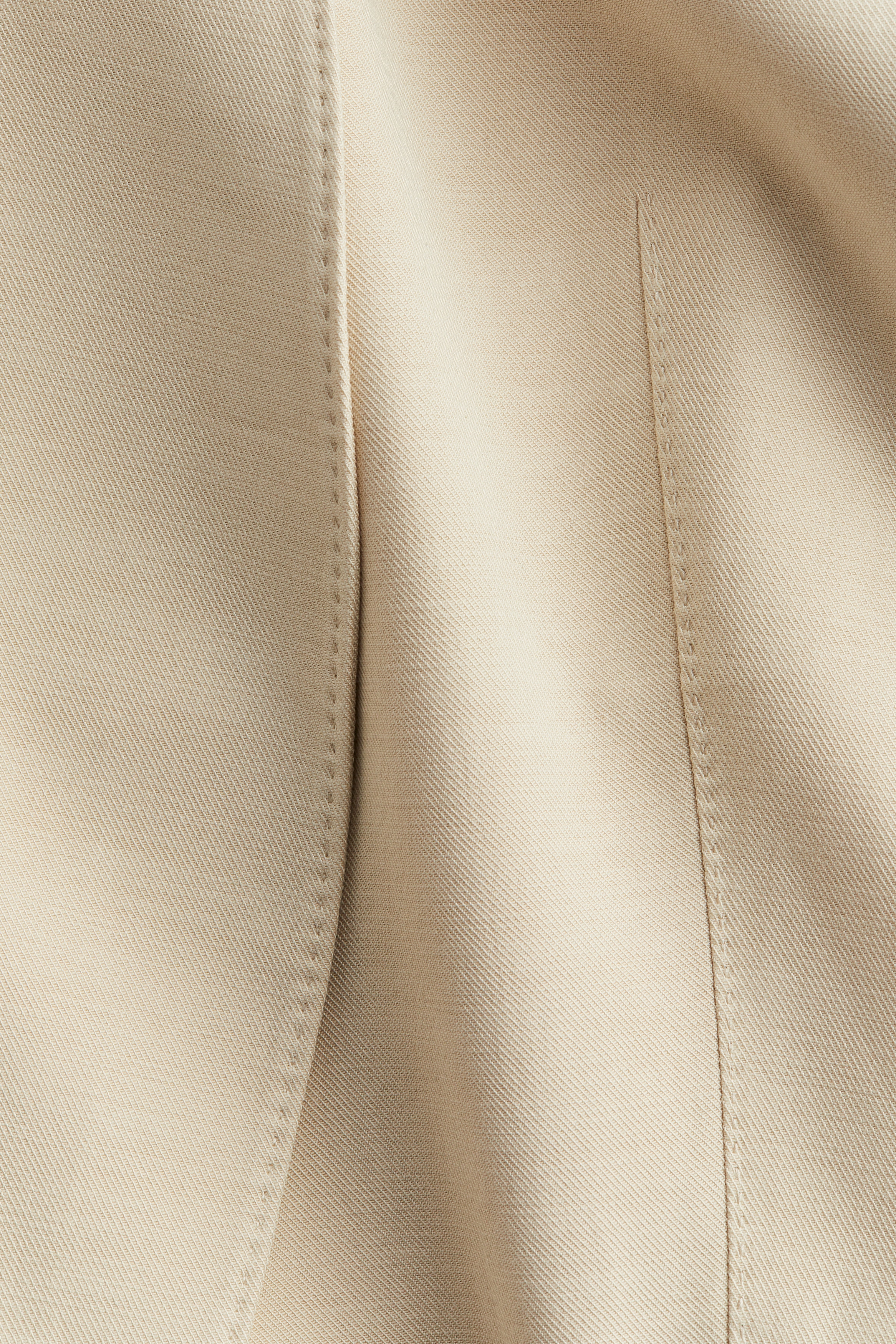 Collarless blazer