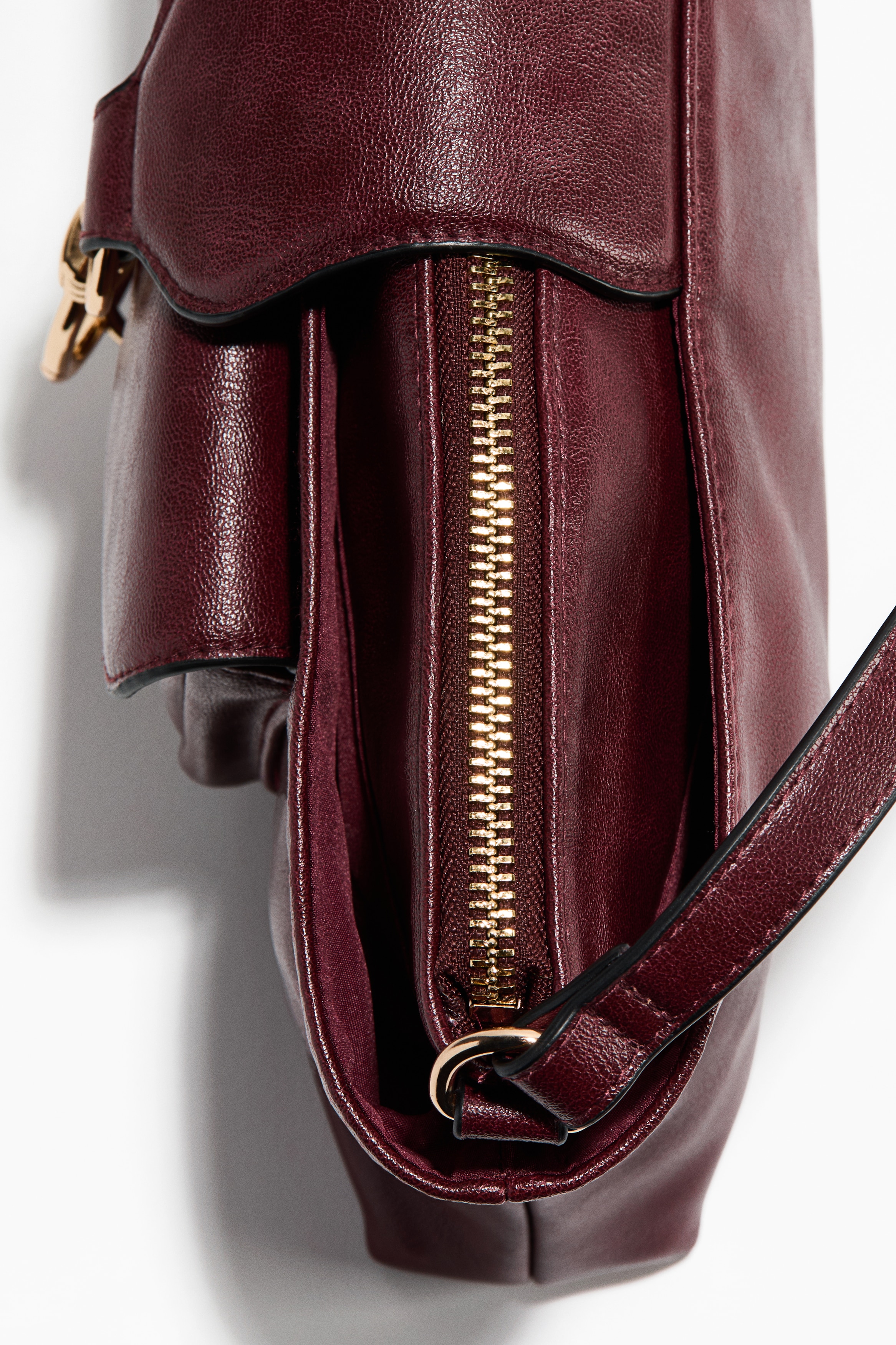 Shoulder bag