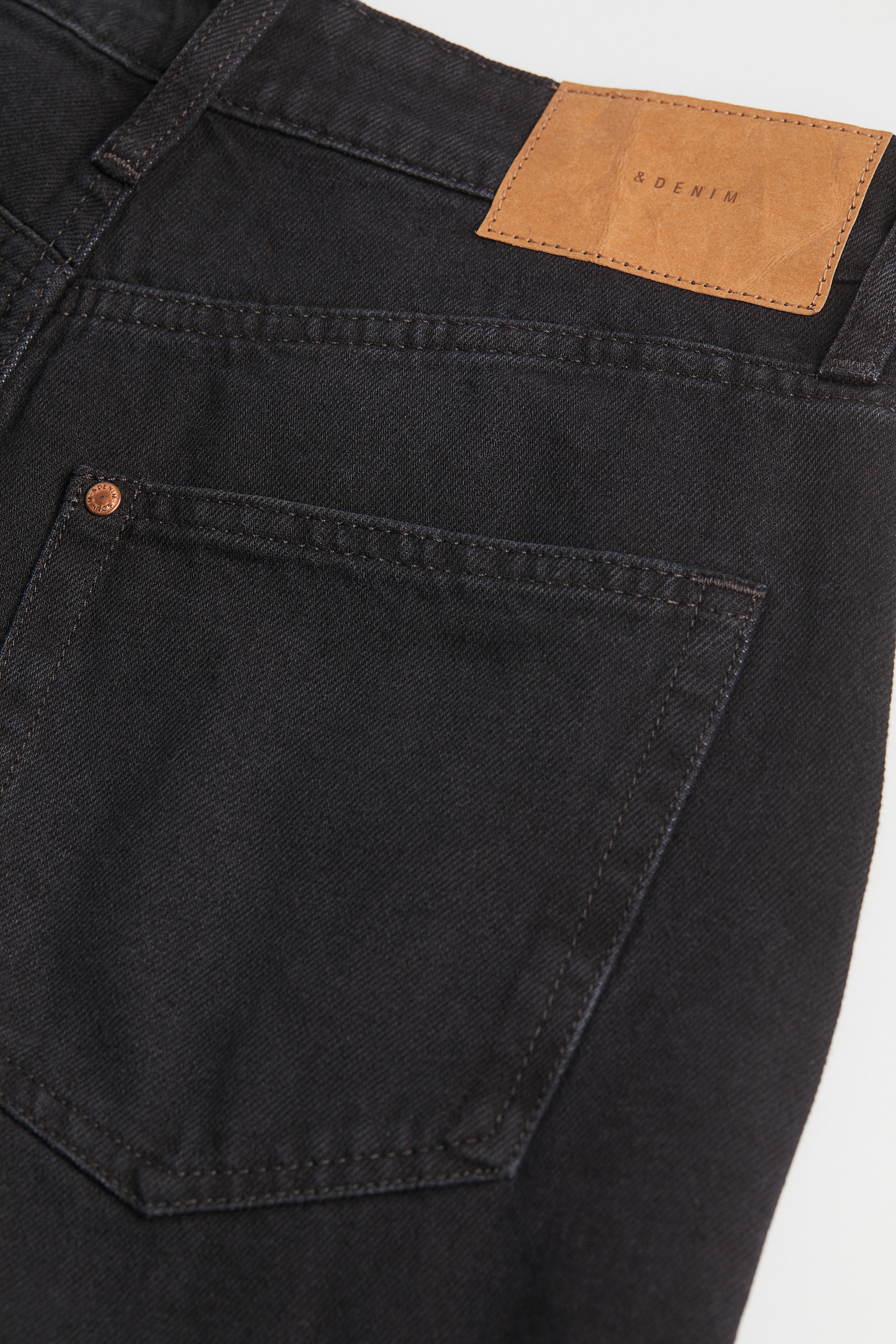 Mom Loose Fit Ultra High Jeans