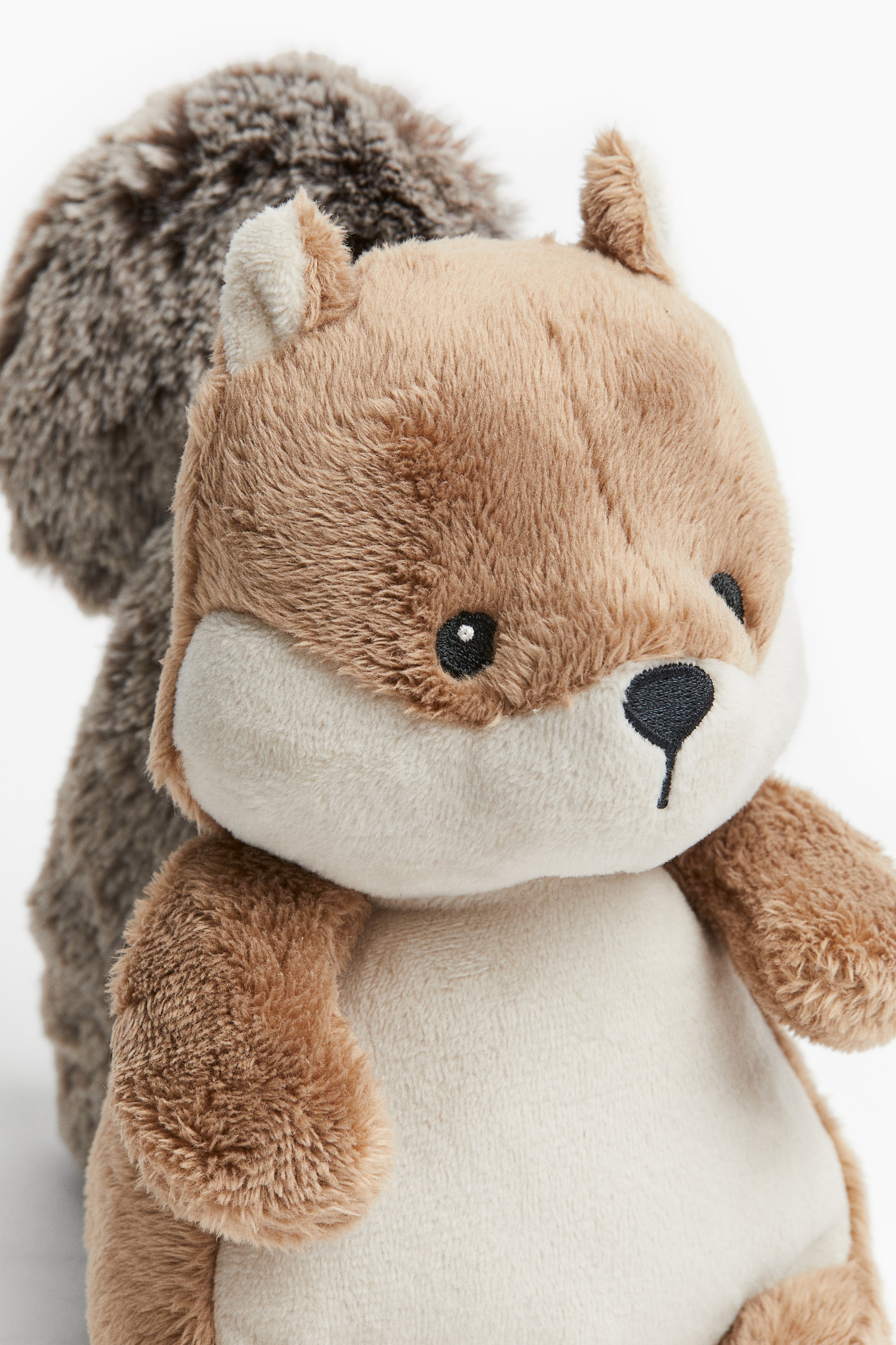 Grotere afbeelding bekijken: Knuffel - Lichtbruin/eekhoorn - HOME | H&M NL 4