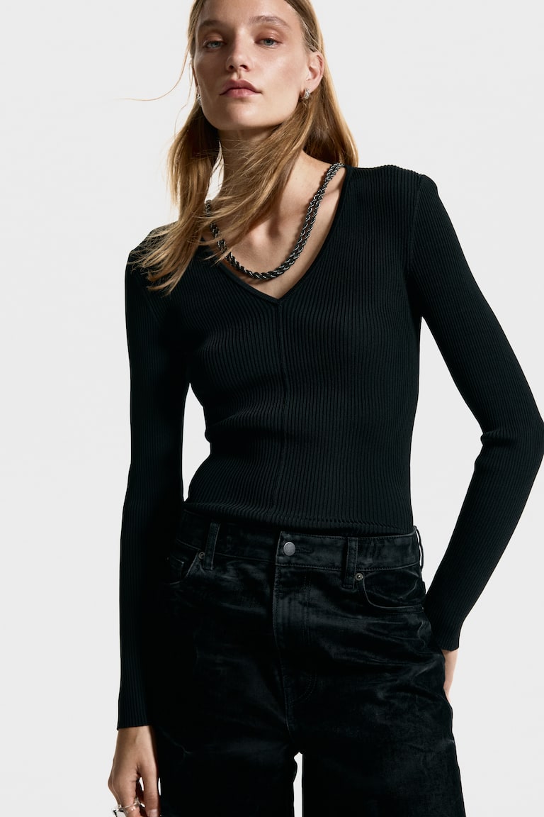 Bluza s ukrasnim lancima