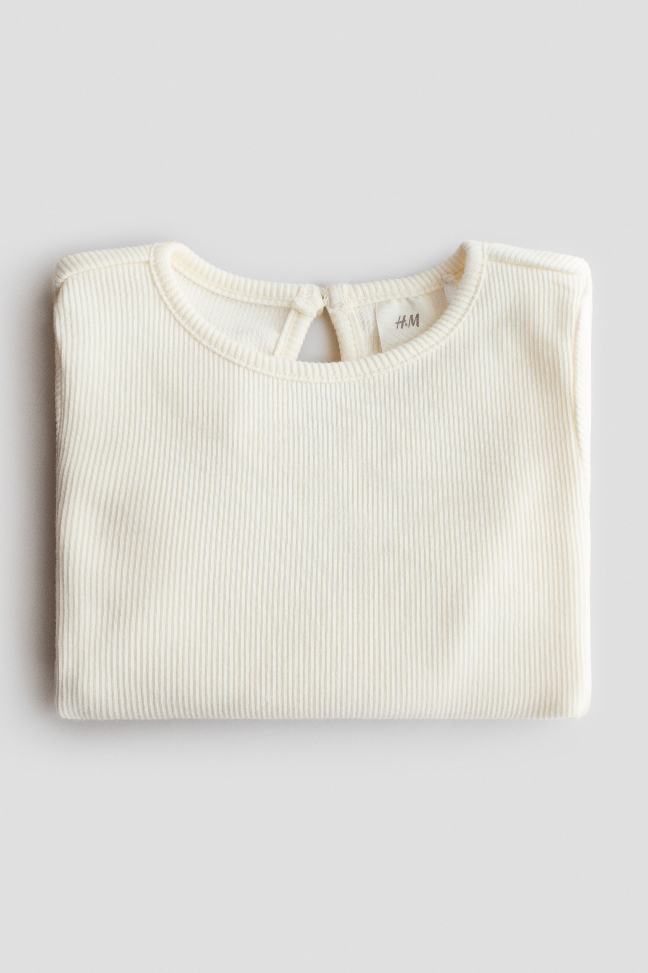 View larger image: 2-piece dungaree dress and top set - Light pink/Hearts - Kids | H&M IN 3