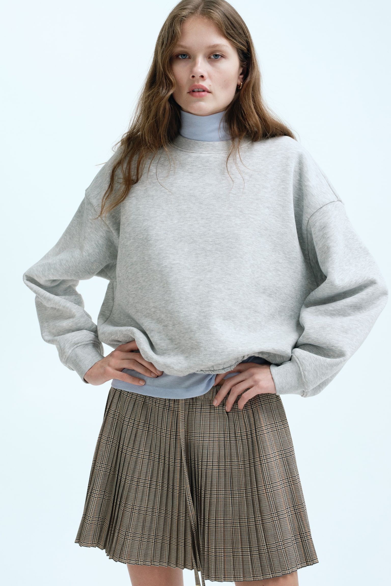 Женская толстовка H&M Oversized, цвет: Светлый серый меланжевый — фото 2