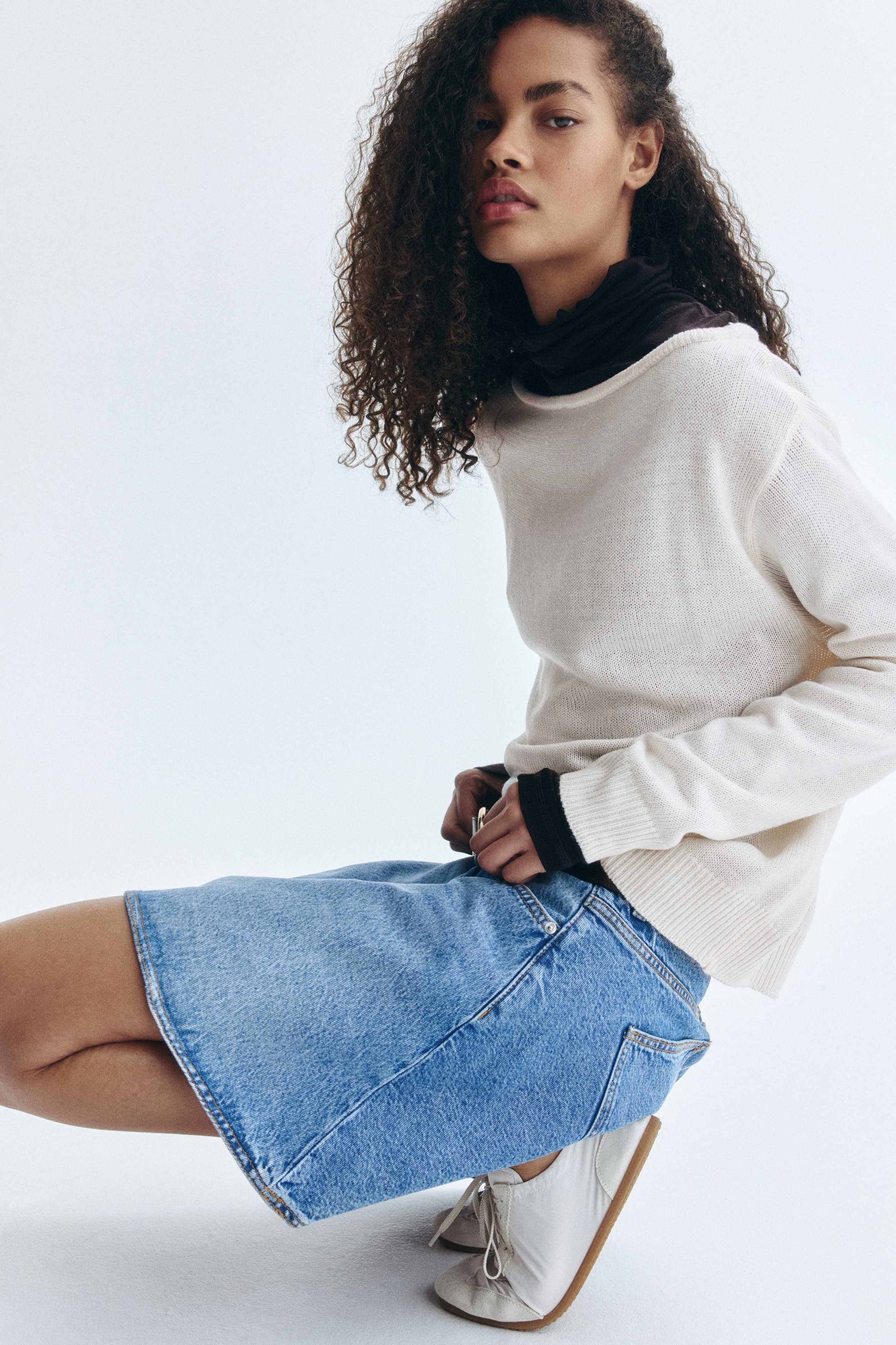 Off-the-shoulder jumper