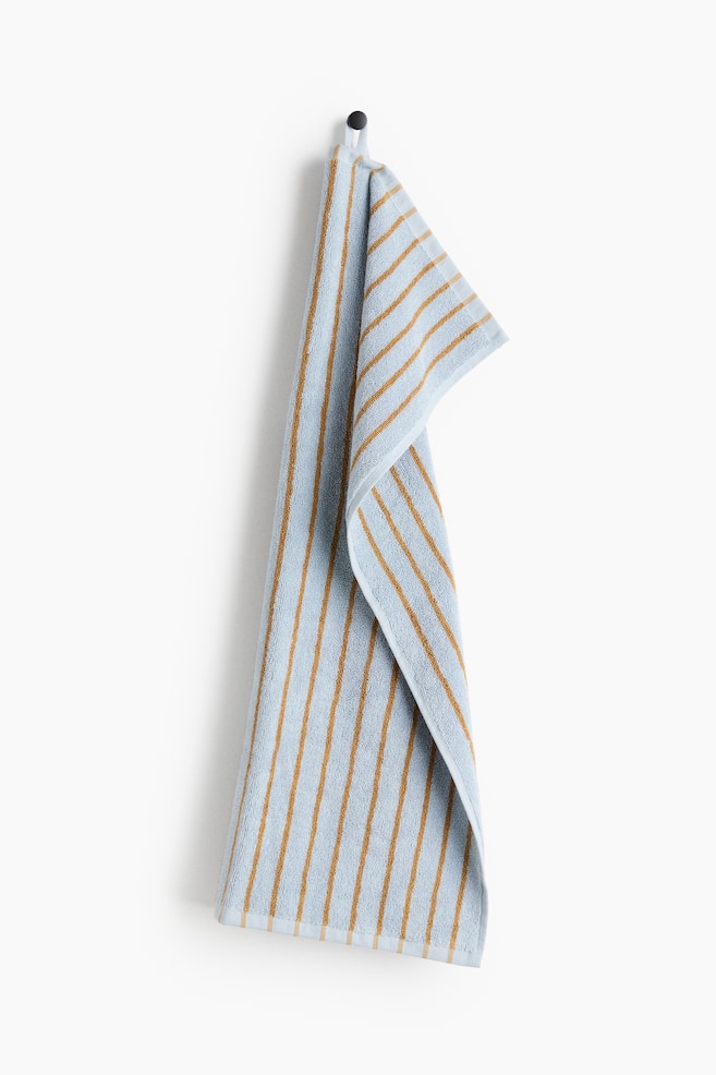 Gestreiftes Handtuch - Hellblau/Beige gestreift/Hellblau/Dunkelrot gestreift/Hellrosa/Weinrot gestreift/Weiß/Braun gestreift/Hellgrau/Blau gestreift - 1