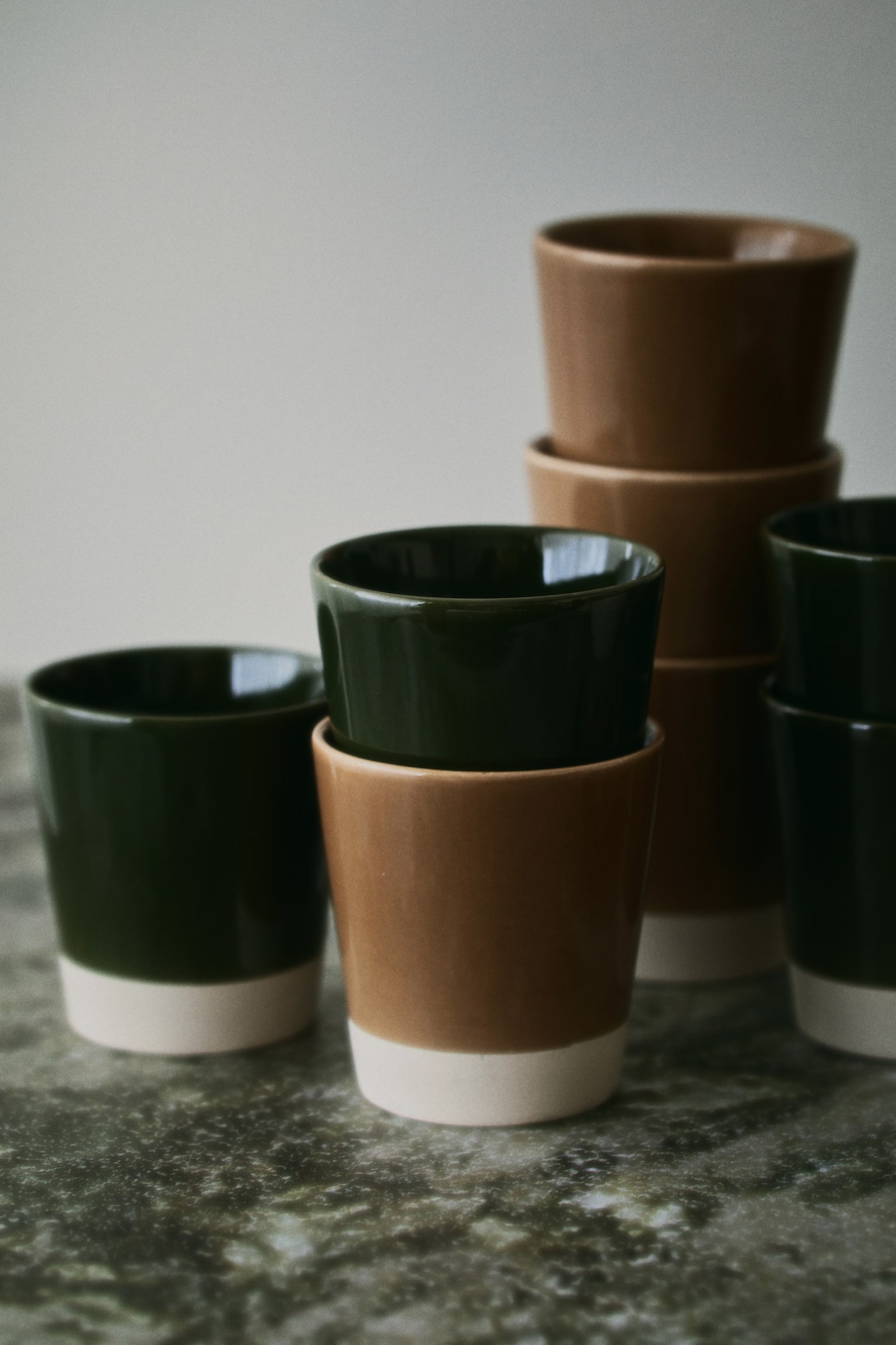 Tasse en grès cérame - Vert foncé/Gris clair/Beige foncé/Noir/Rouge/Rose ancien clair/Bleu - 2