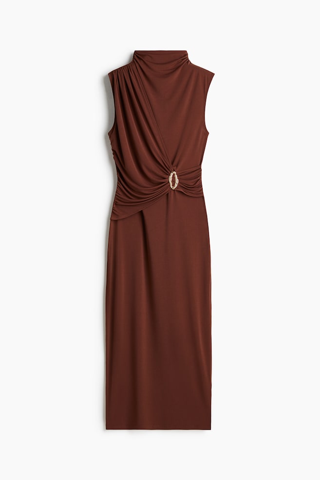 Drapiertes Kleid mit Turtleneck - Braun - 1